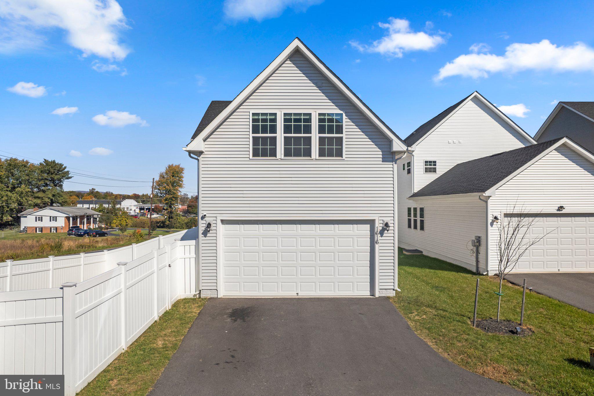 WEST PARK VILLAGE - Residential