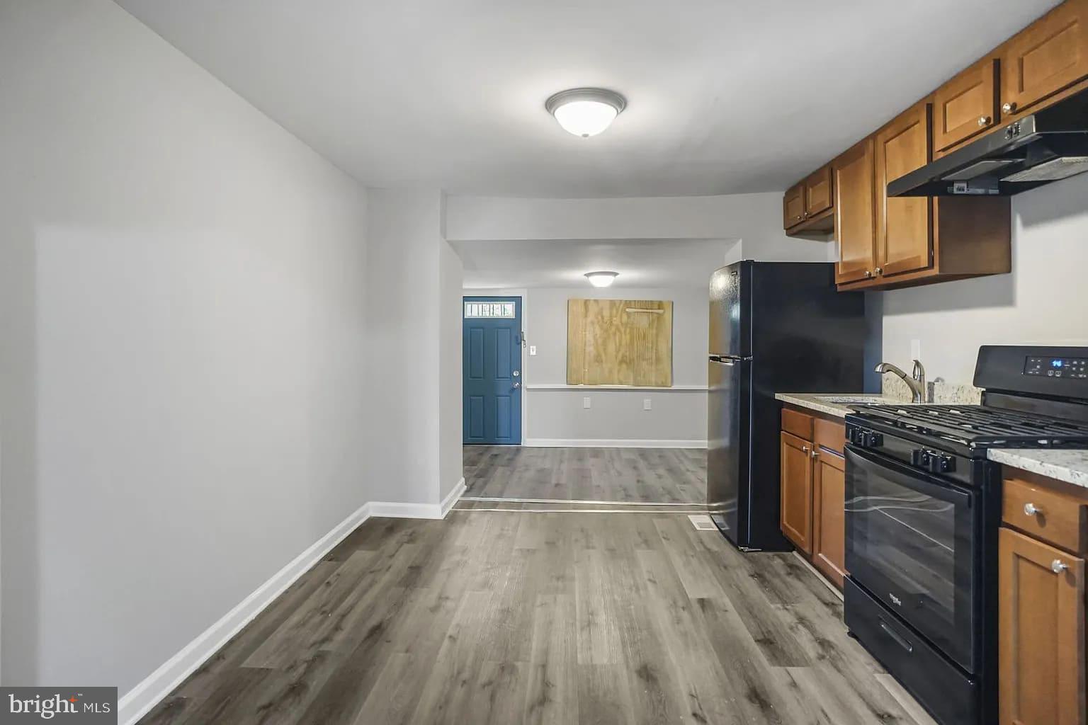 WASHINGTON VILLAGE - Residential