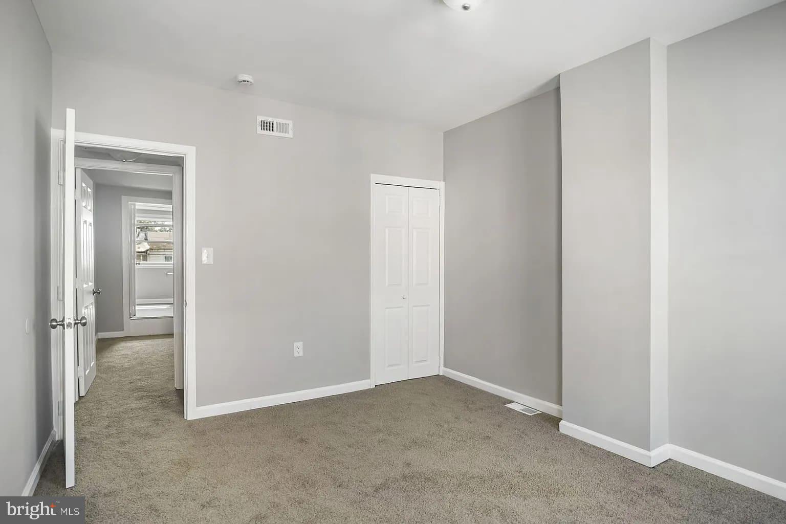 WASHINGTON VILLAGE - Residential