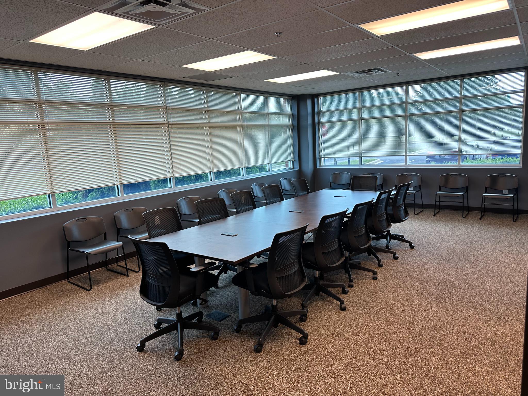 651 N BROAD STREET MBI DESK SPACE