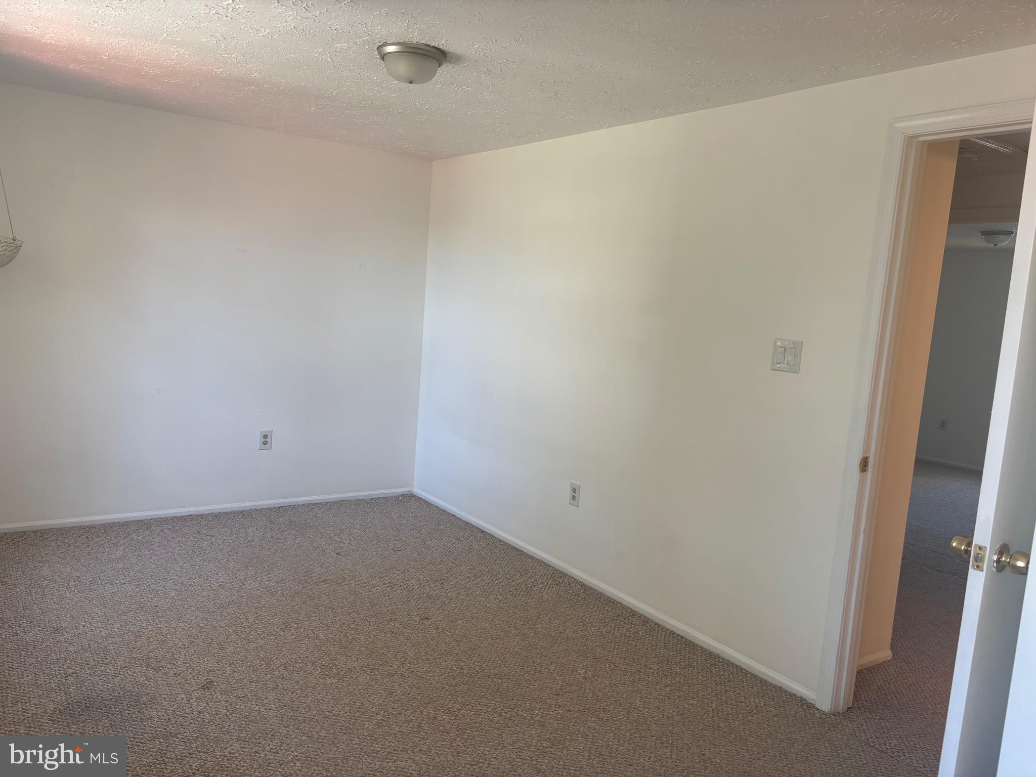 CLINTON PLAZA TOWNHOUSES - Residential