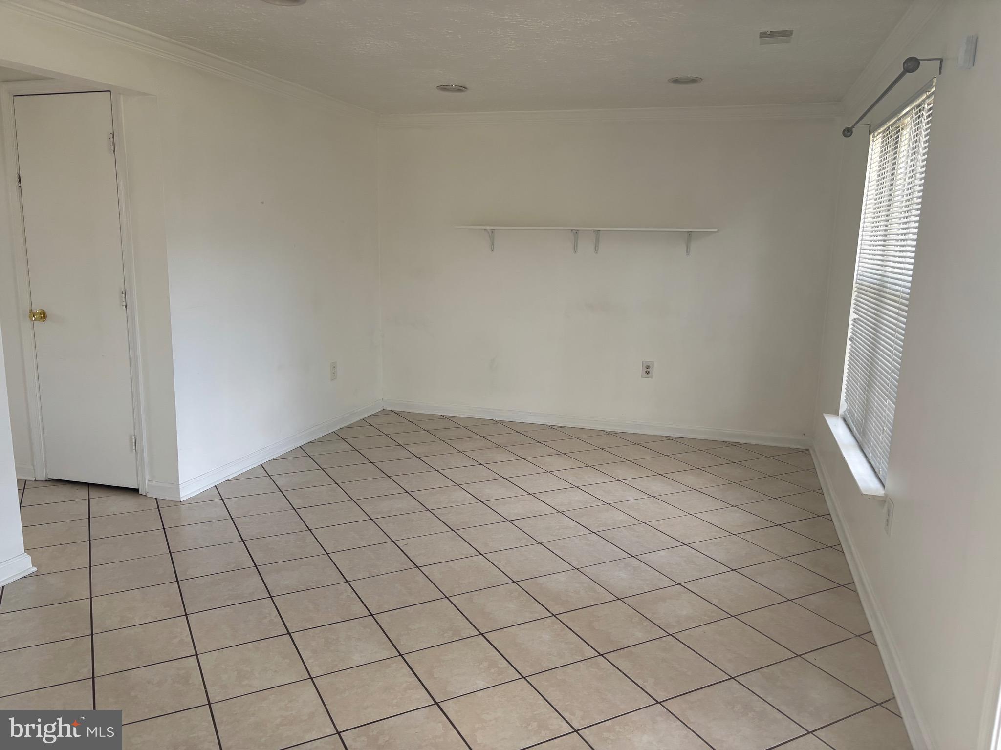 CLINTON PLAZA TOWNHOUSES - Residential