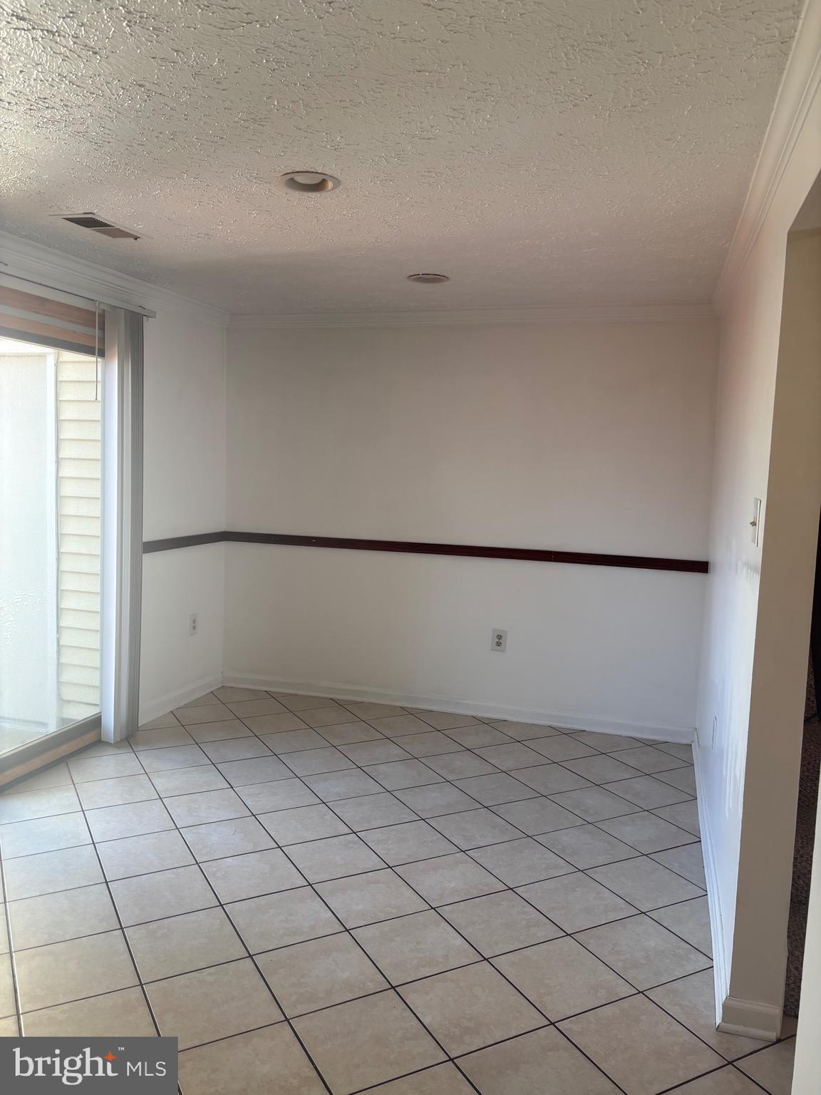 CLINTON PLAZA TOWNHOUSES - Residential