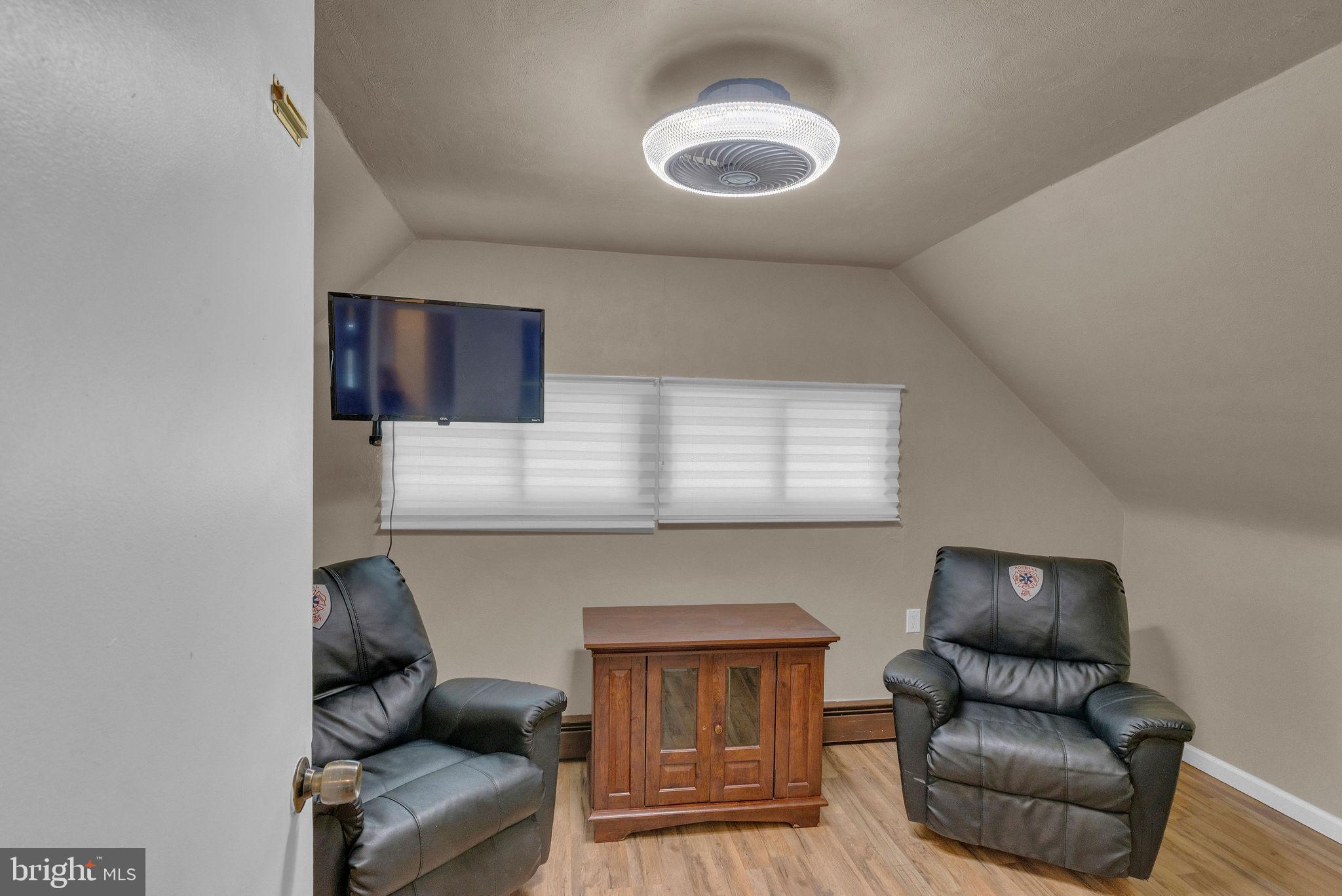 KENWOOD - Residential