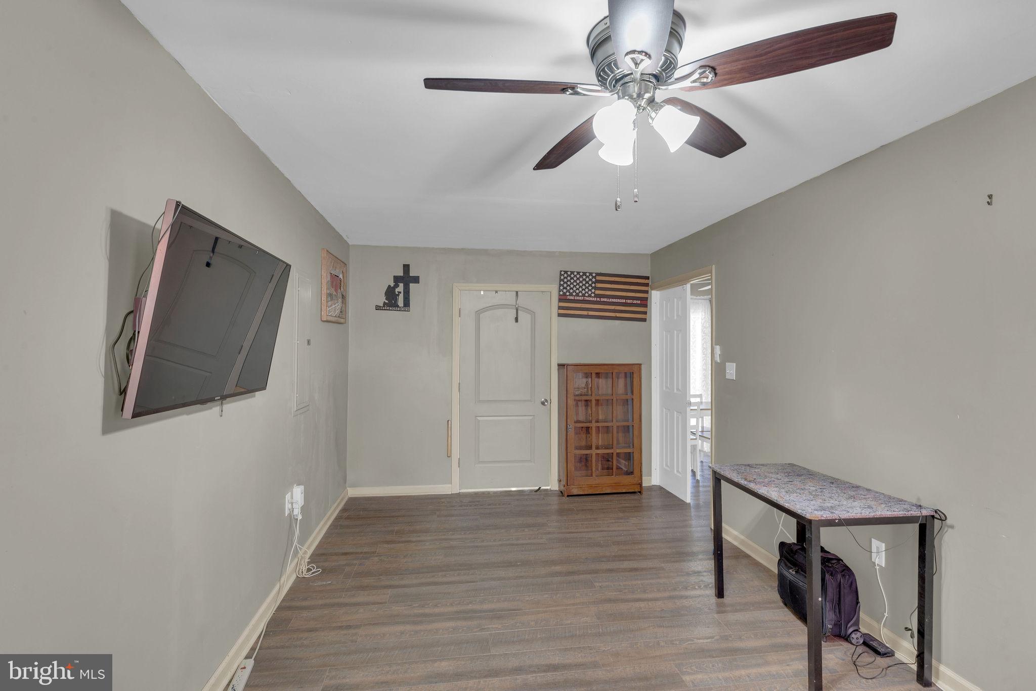 KENWOOD - Residential