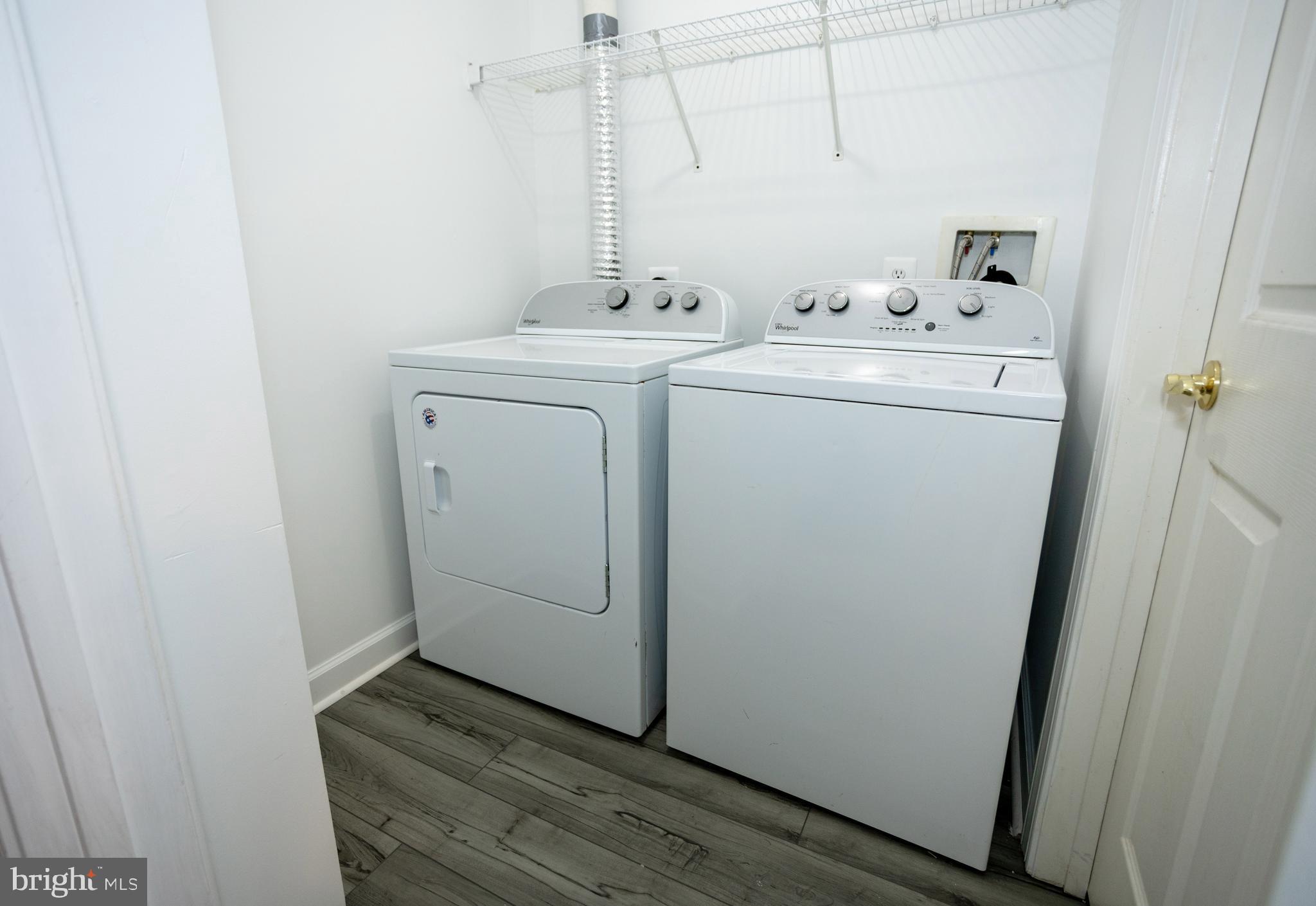 BLOOMS MILL - Residential Lease