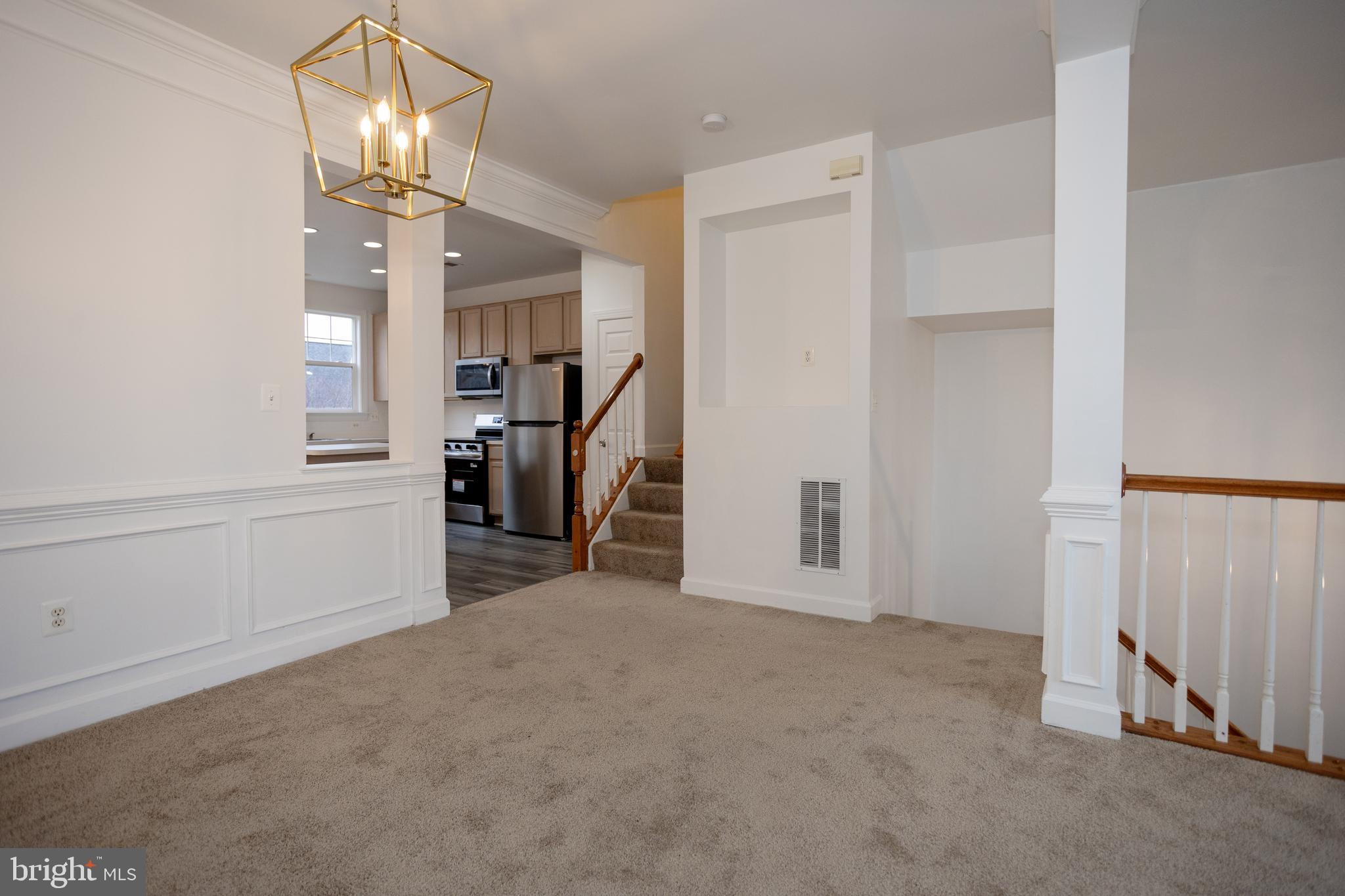 BLOOMS MILL - Residential Lease