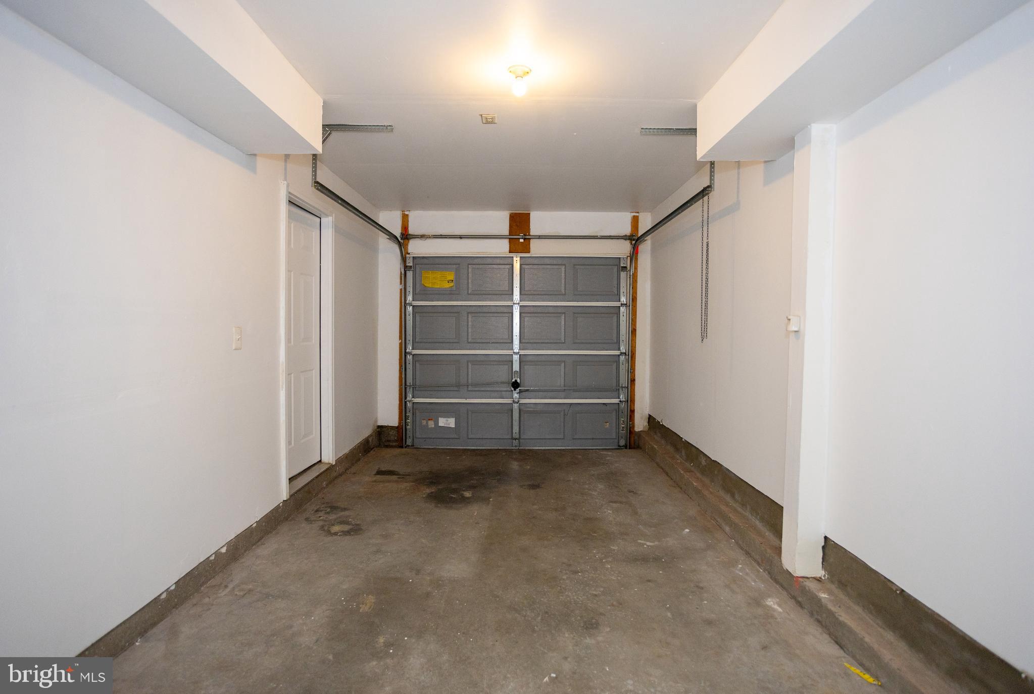 BLOOMS MILL - Residential Lease