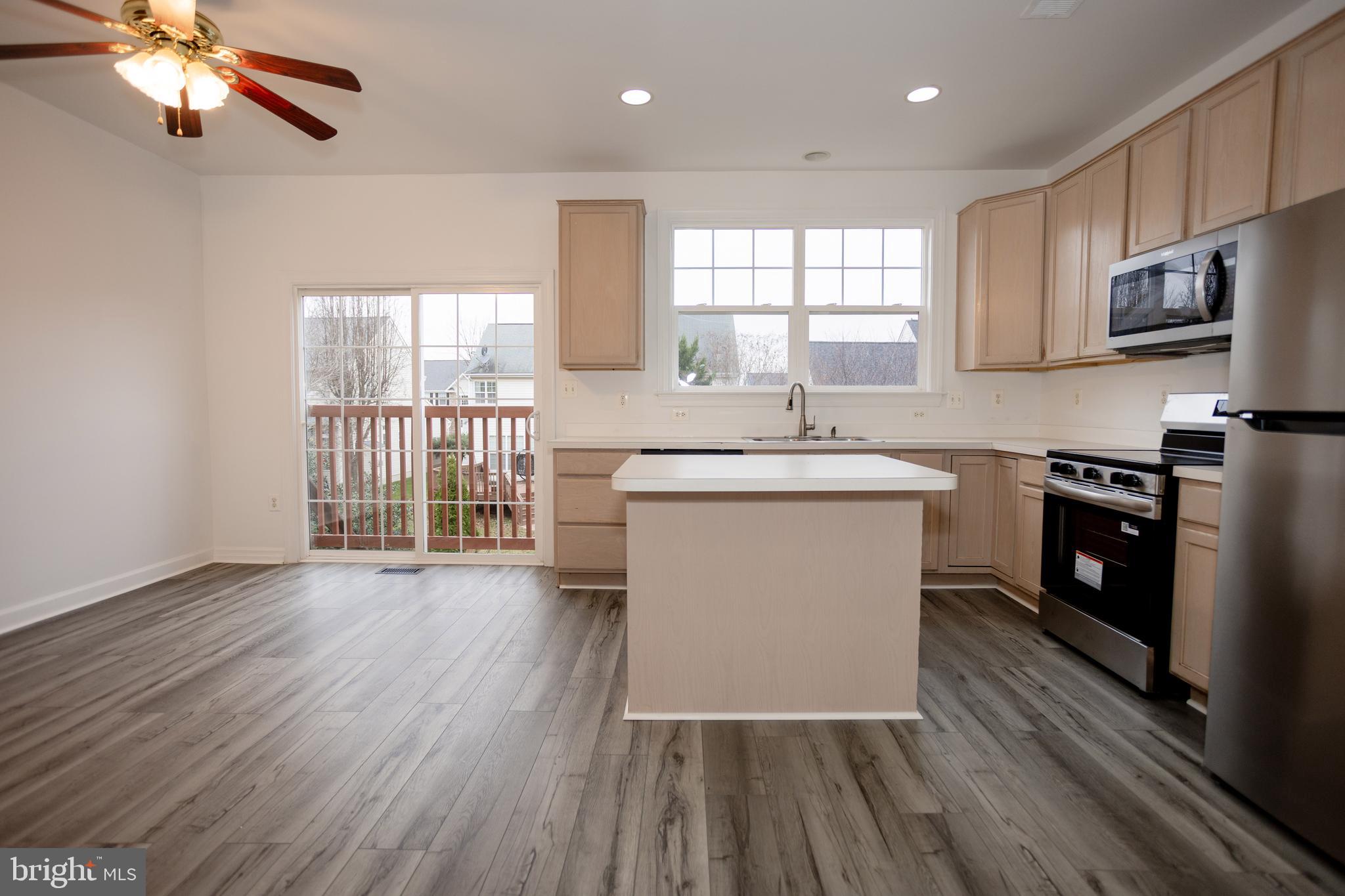 BLOOMS MILL - Residential Lease