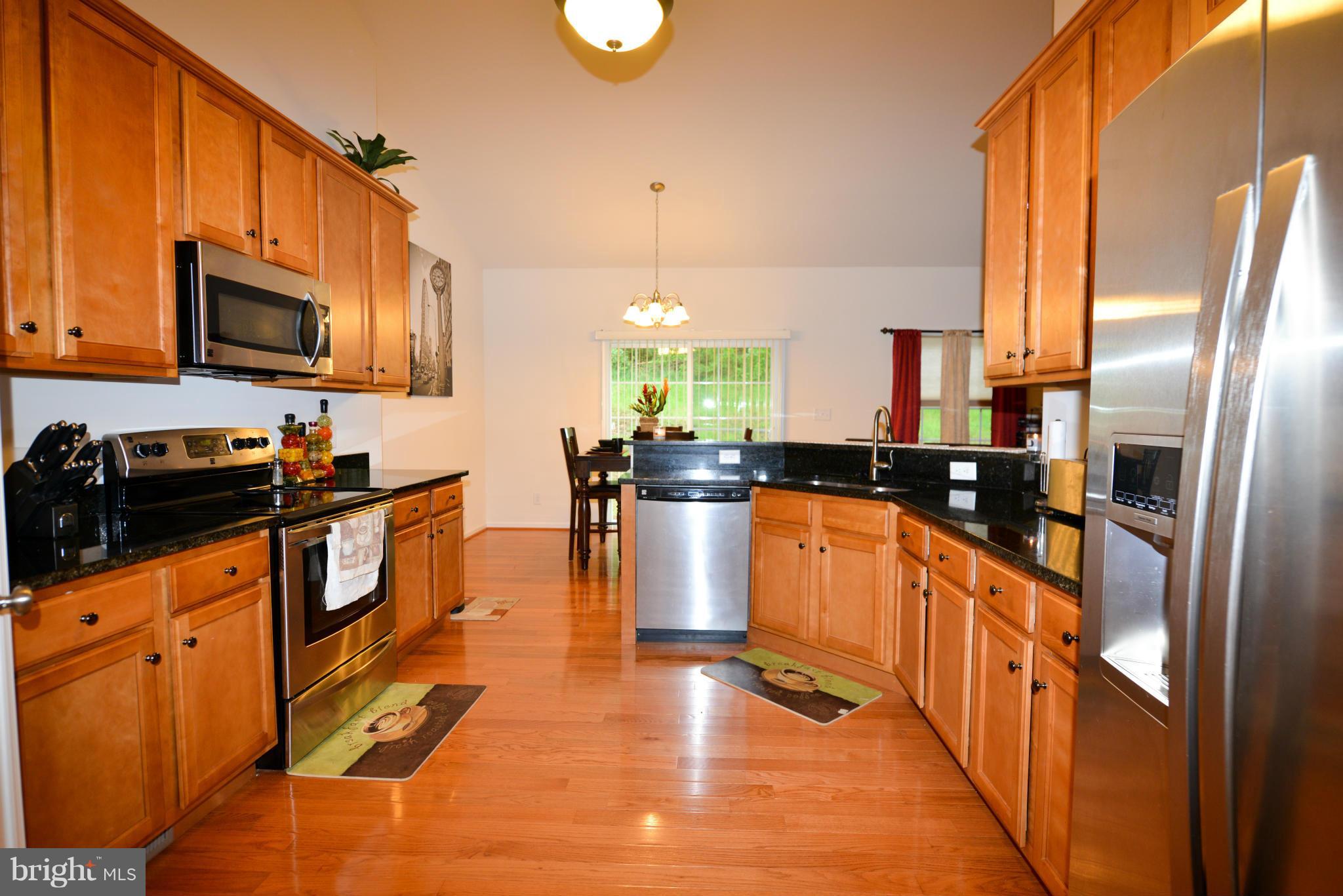 EVERETTE ESTATES - Residential Lease