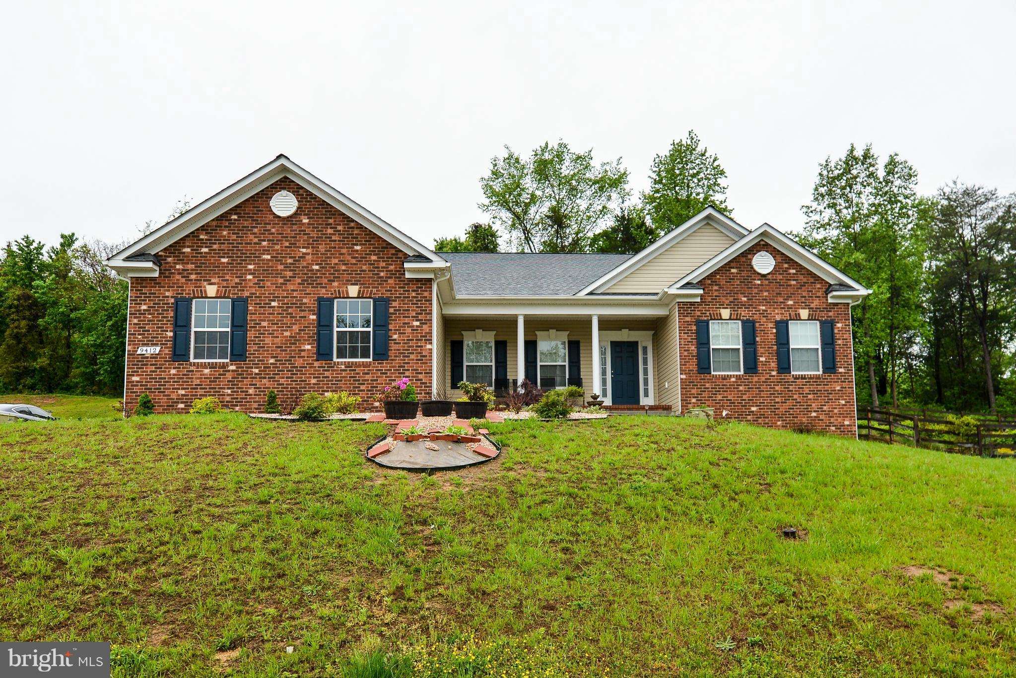 EVERETTE ESTATES - Residential Lease