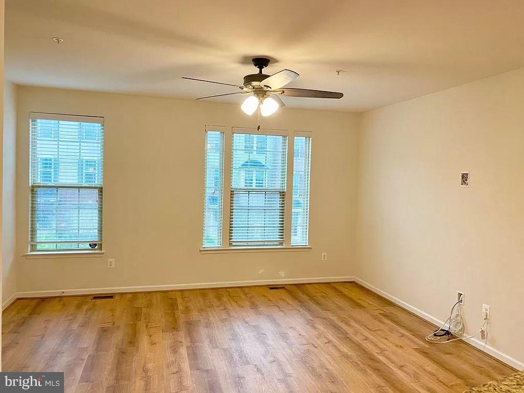 PARKSIDE - Residential