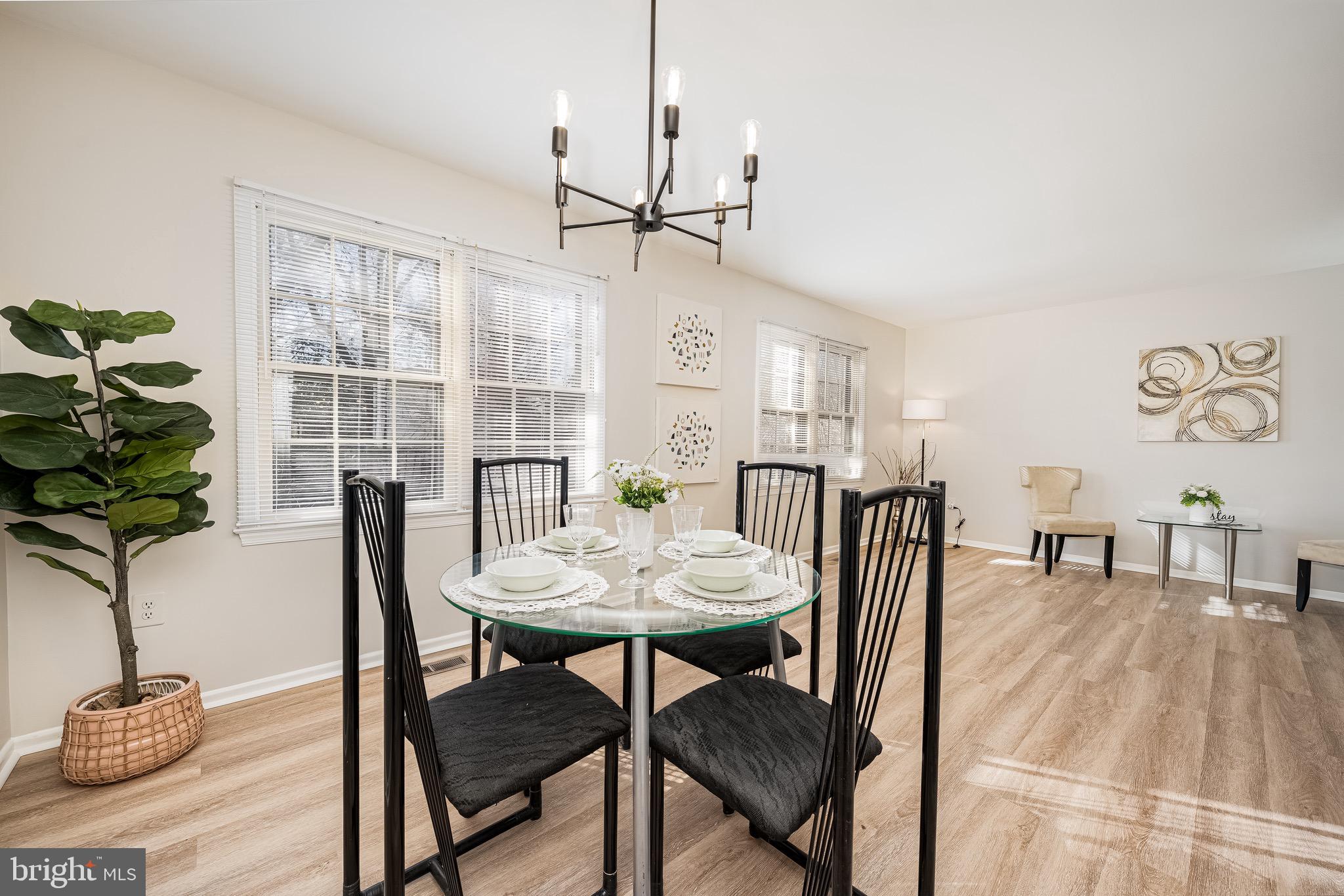 ROCKSHIRE - Residential