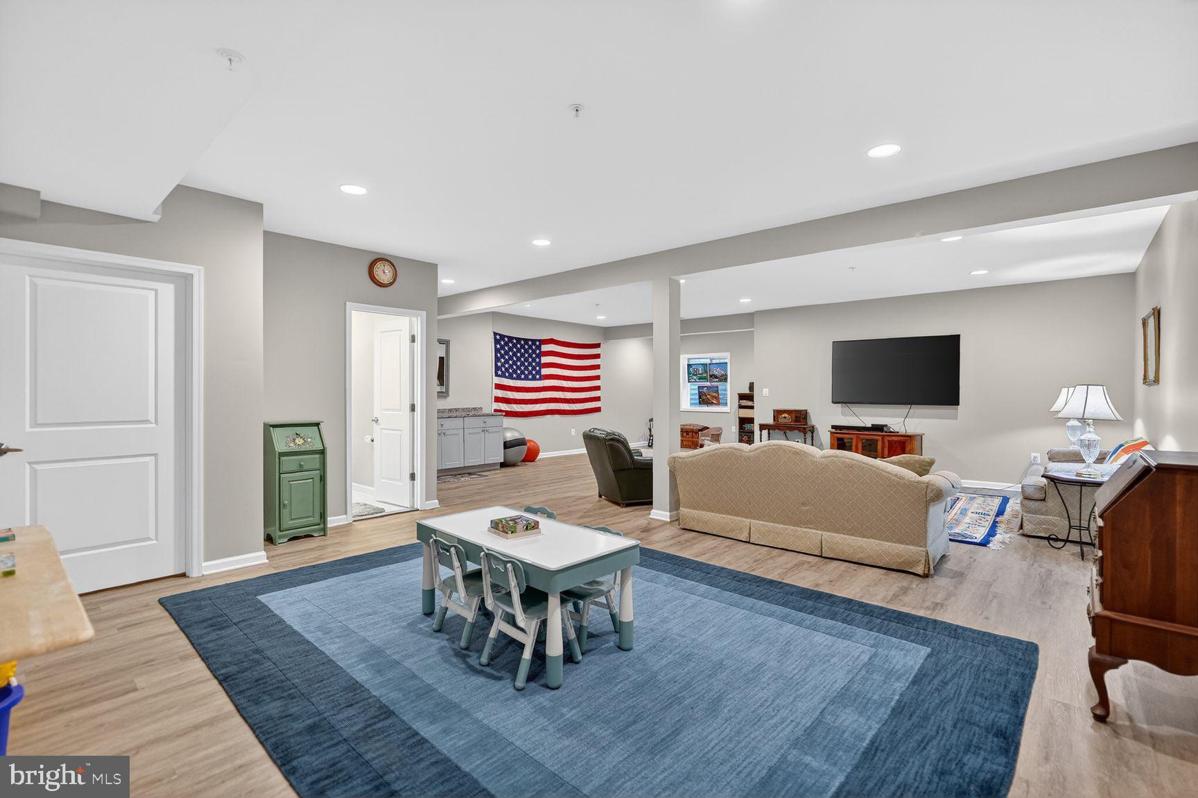 WALDEN WOODS - Residential