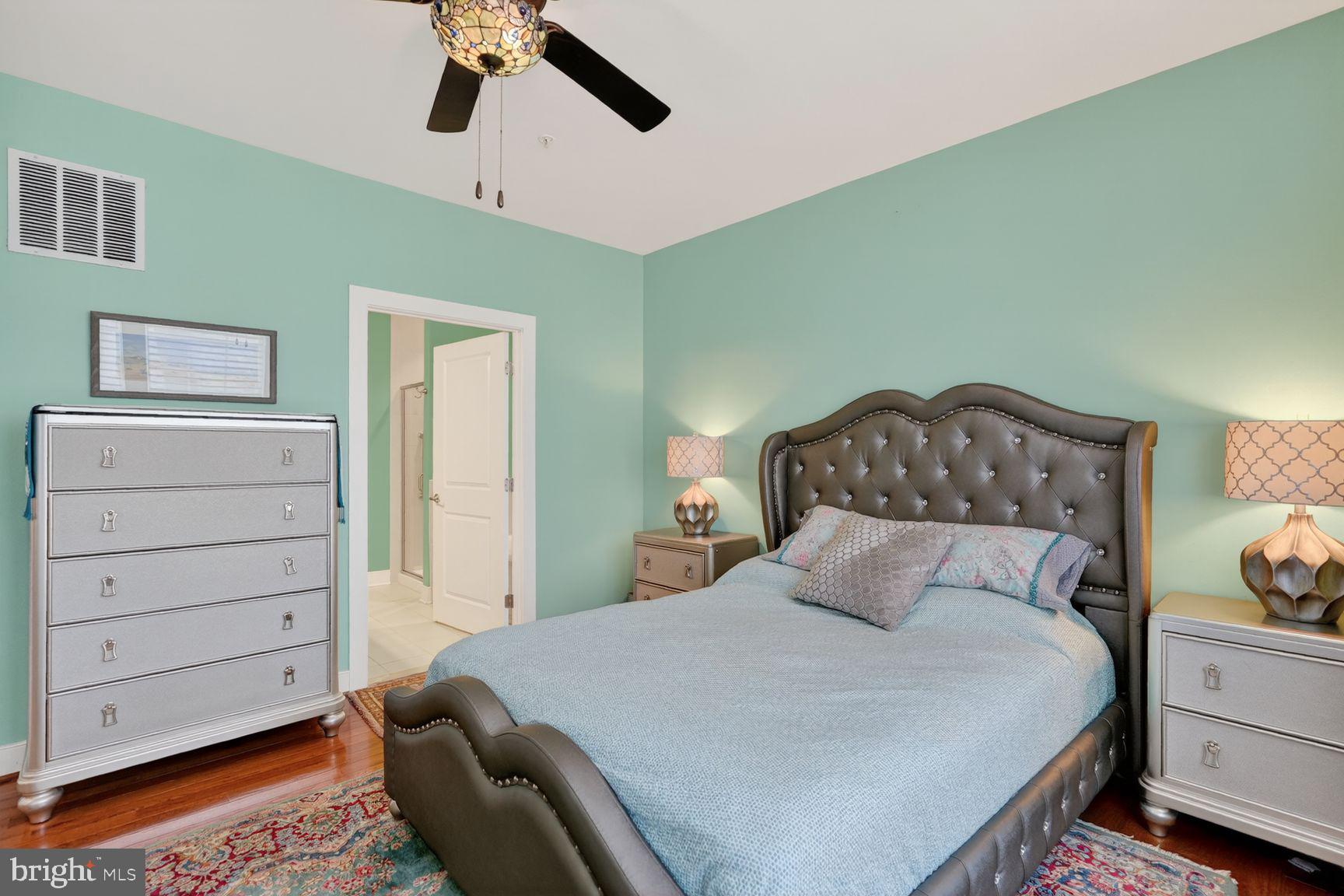WALDEN WOODS - Residential