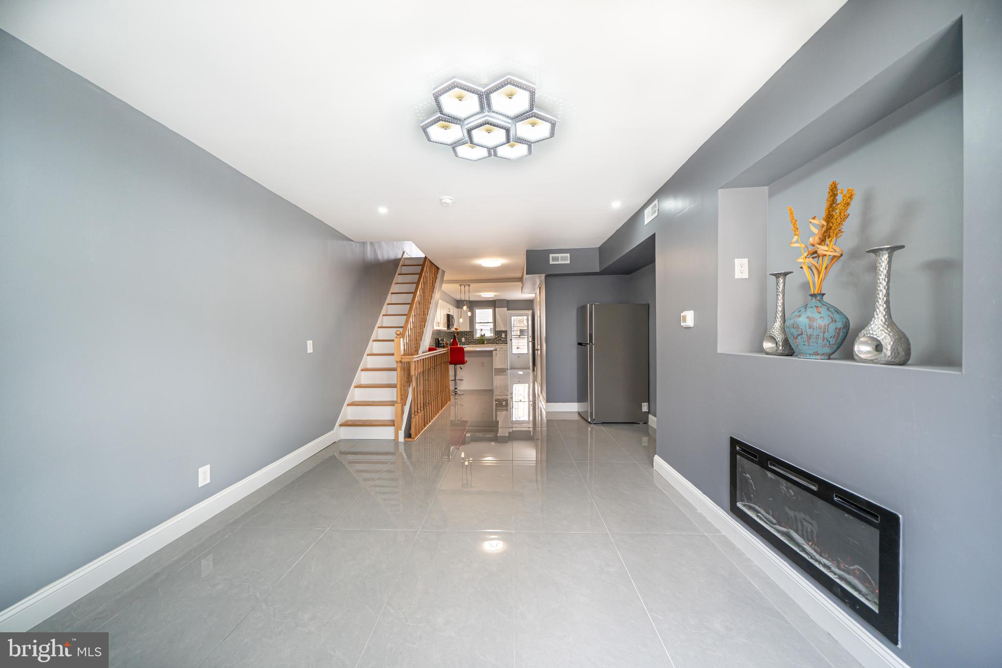 POINT BREEZE - Residential