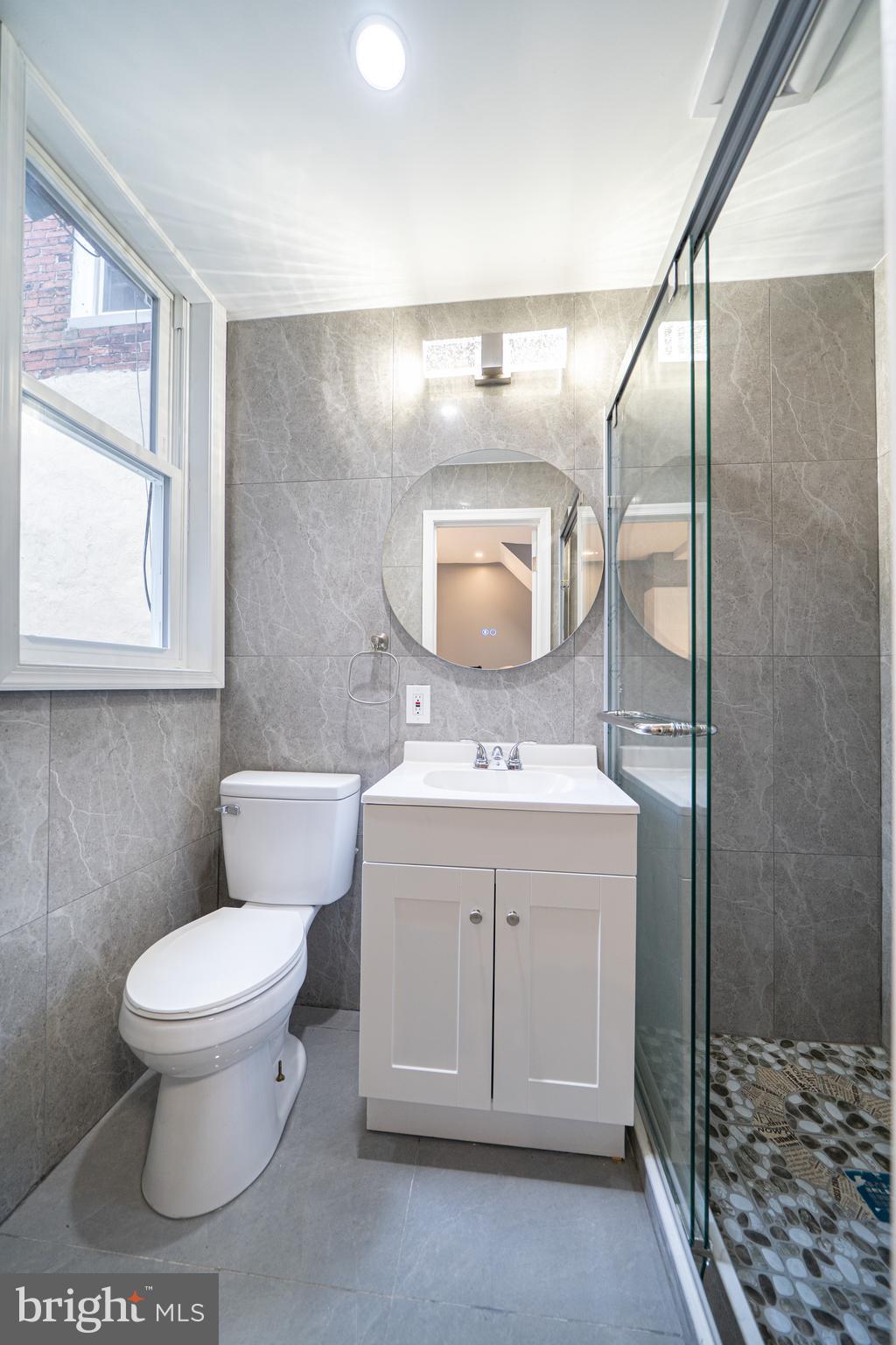 POINT BREEZE - Residential