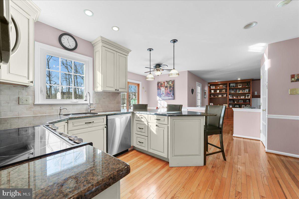 PLEASANT GROVE - Residential