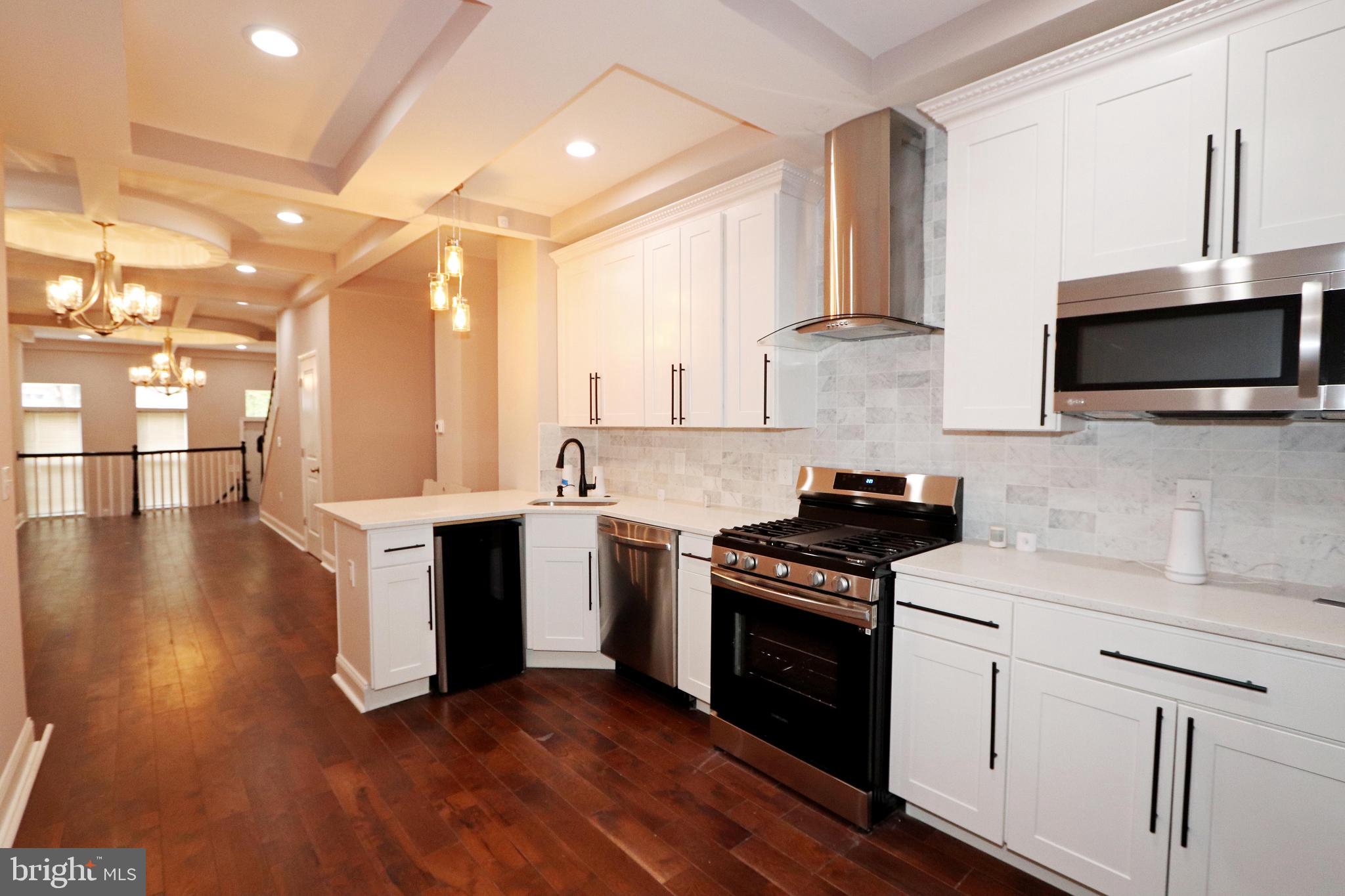 FRANKLIN SQUARE HISTORIC DISTRICT - Residential