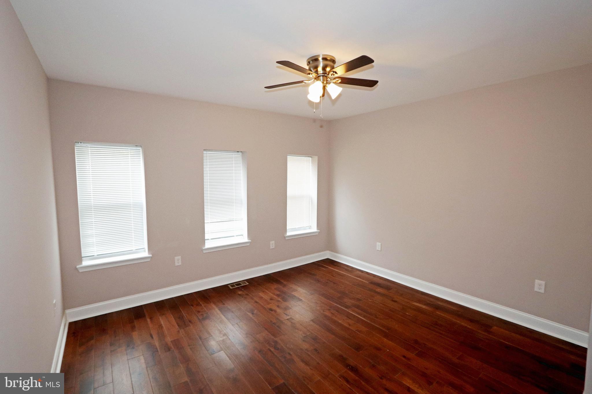 FRANKLIN SQUARE HISTORIC DISTRICT - Residential