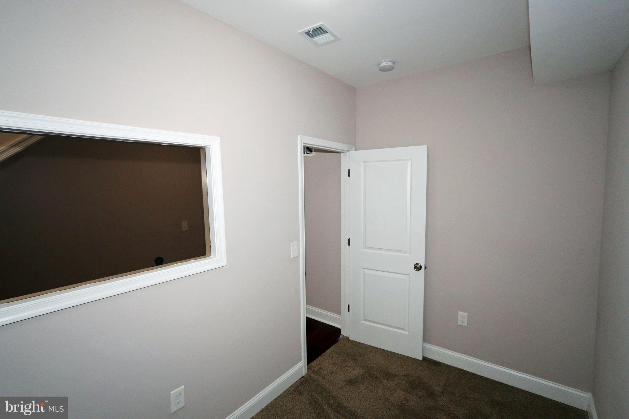 FRANKLIN SQUARE HISTORIC DISTRICT - Residential