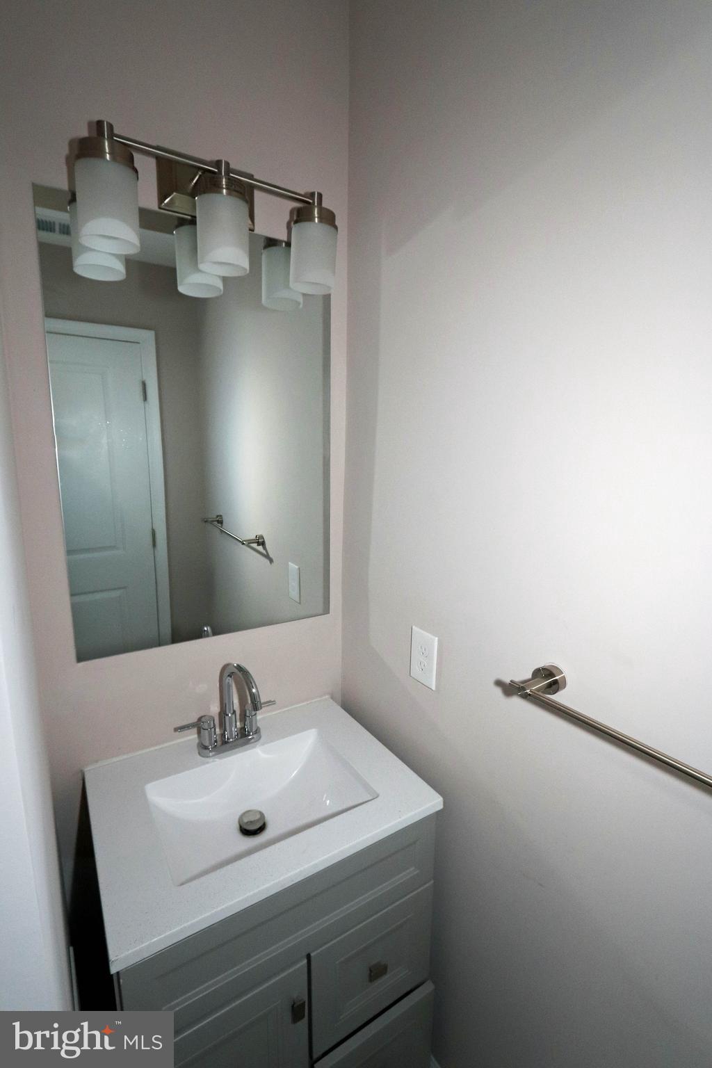 FRANKLIN SQUARE HISTORIC DISTRICT - Residential