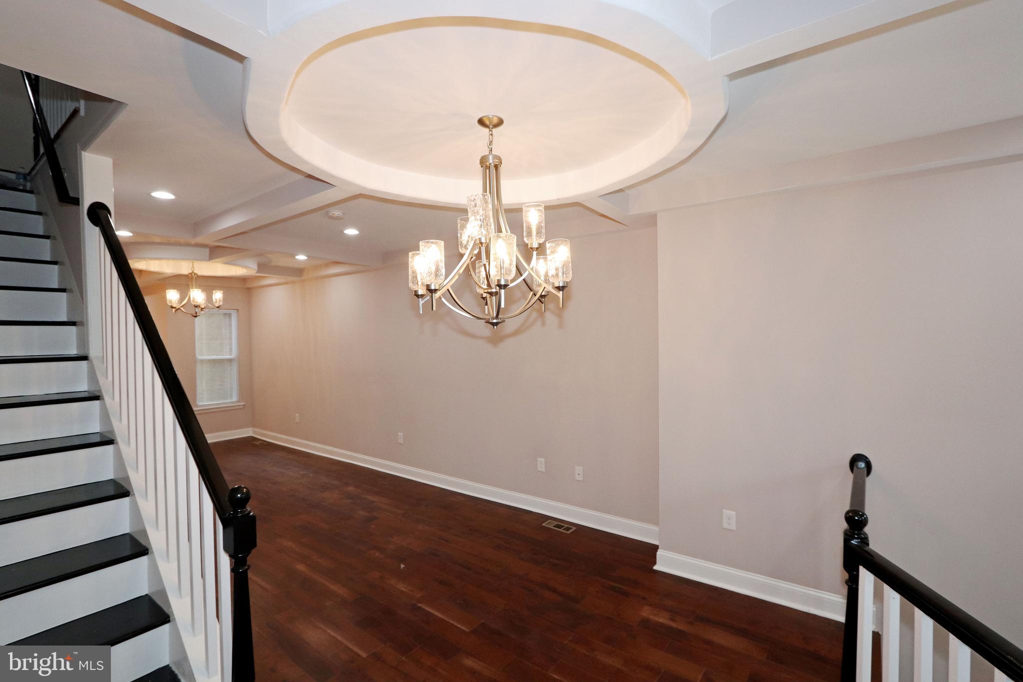 FRANKLIN SQUARE HISTORIC DISTRICT - Residential