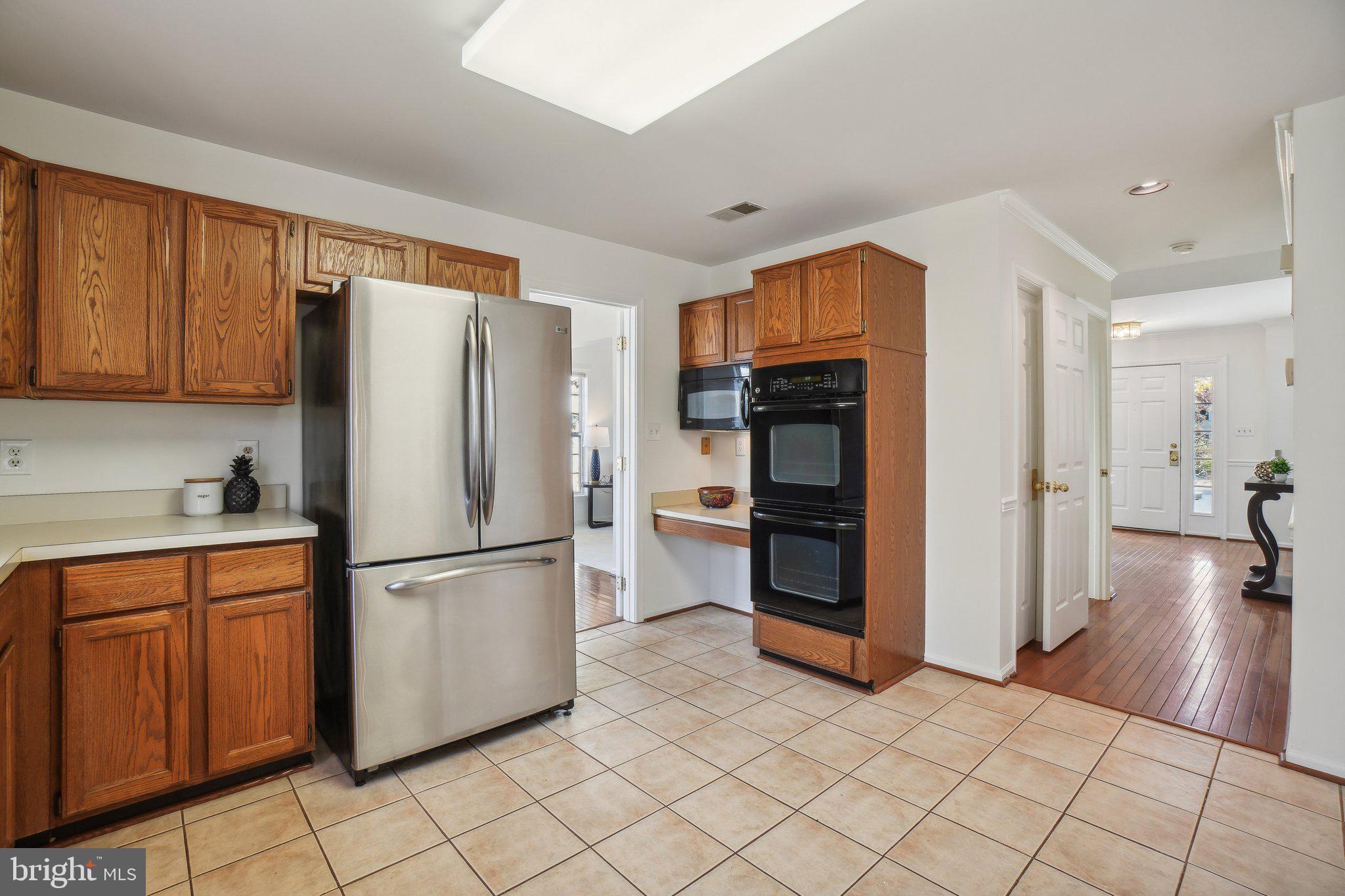 MANORS OF LEESBURG - Residential