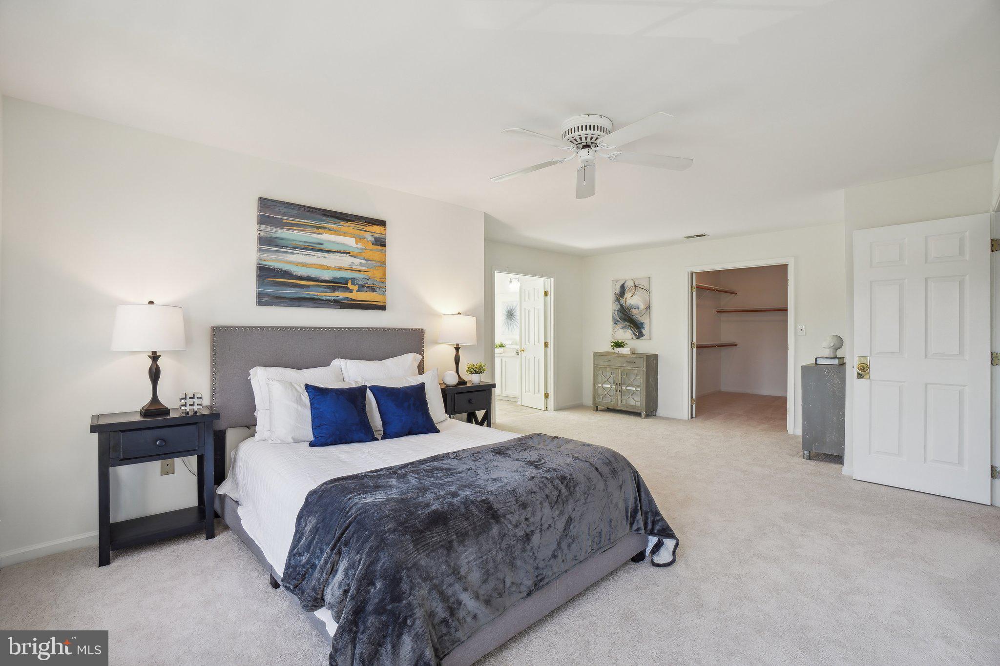 MANORS OF LEESBURG - Residential