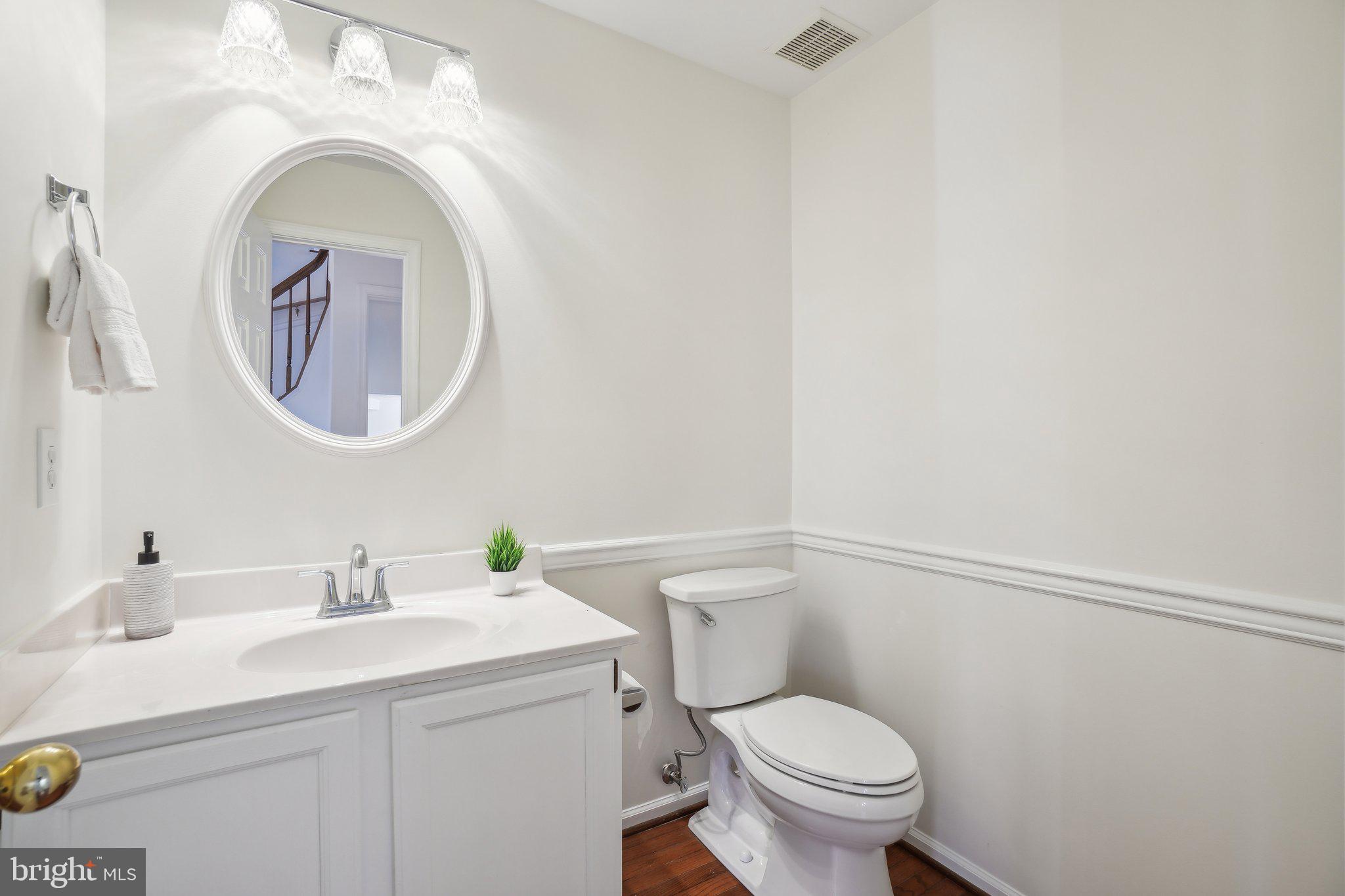 MANORS OF LEESBURG - Residential