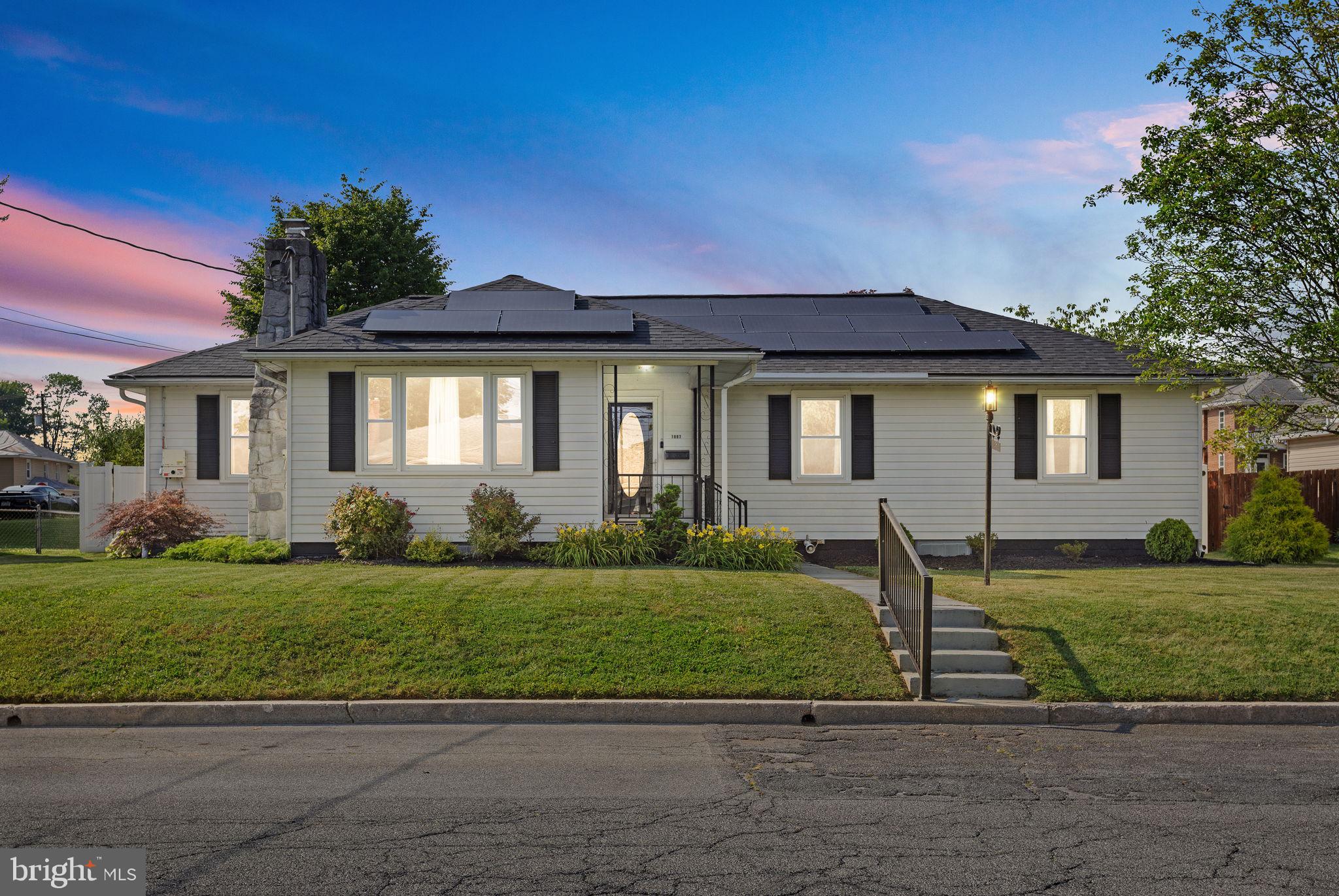 PALMDALE - Residential