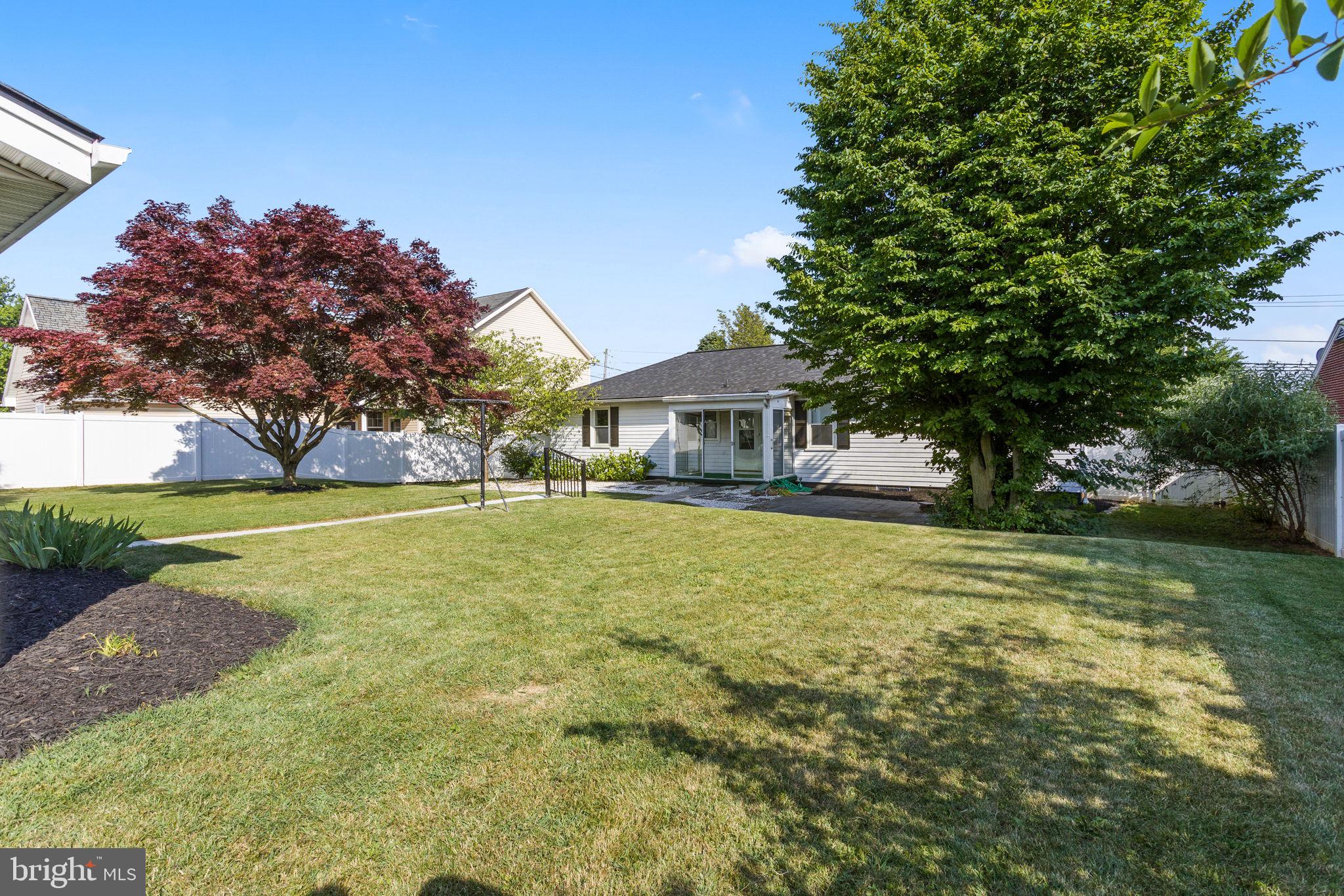 PALMDALE - Residential