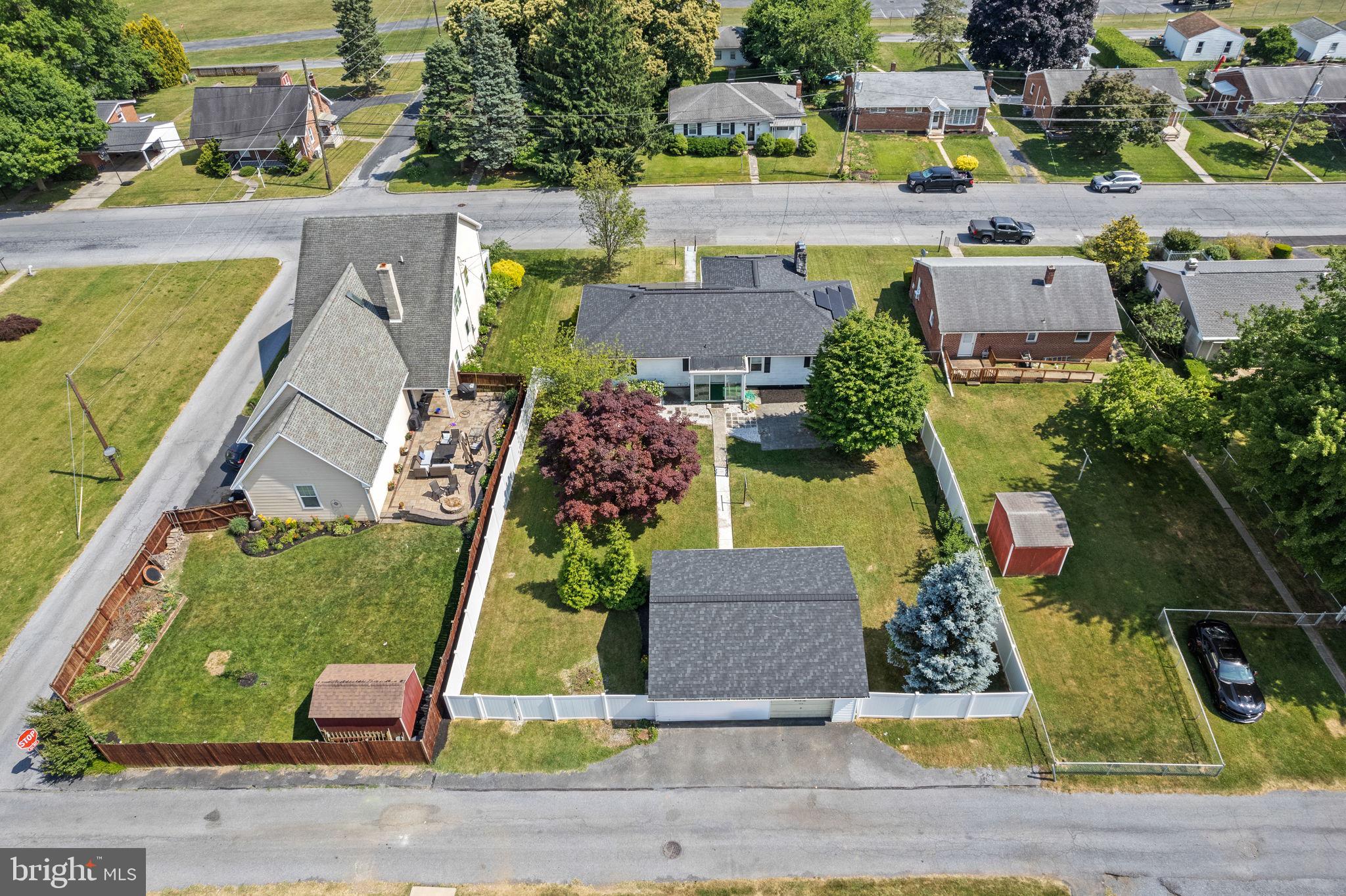 PALMDALE - Residential