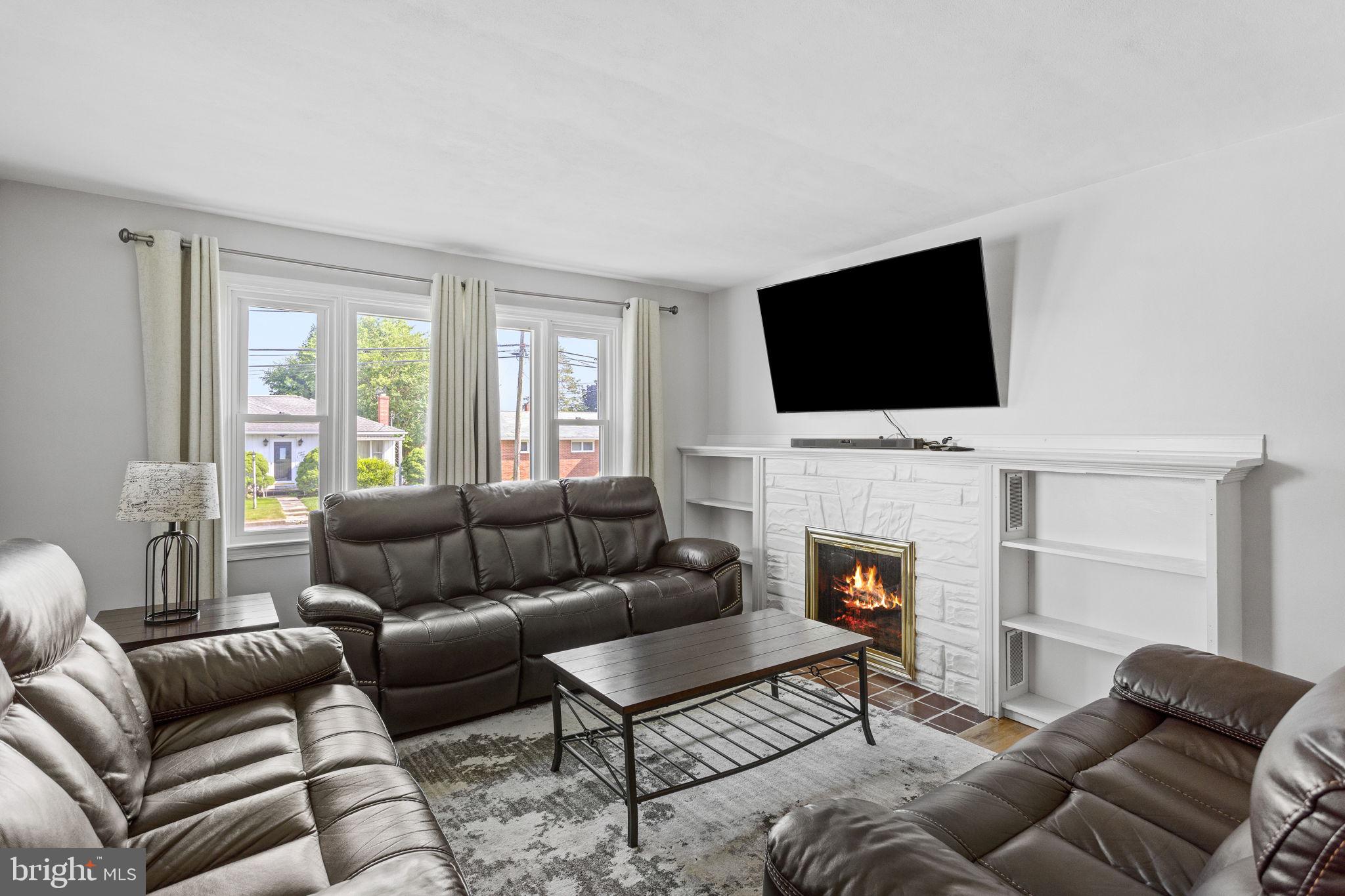 PALMDALE - Residential