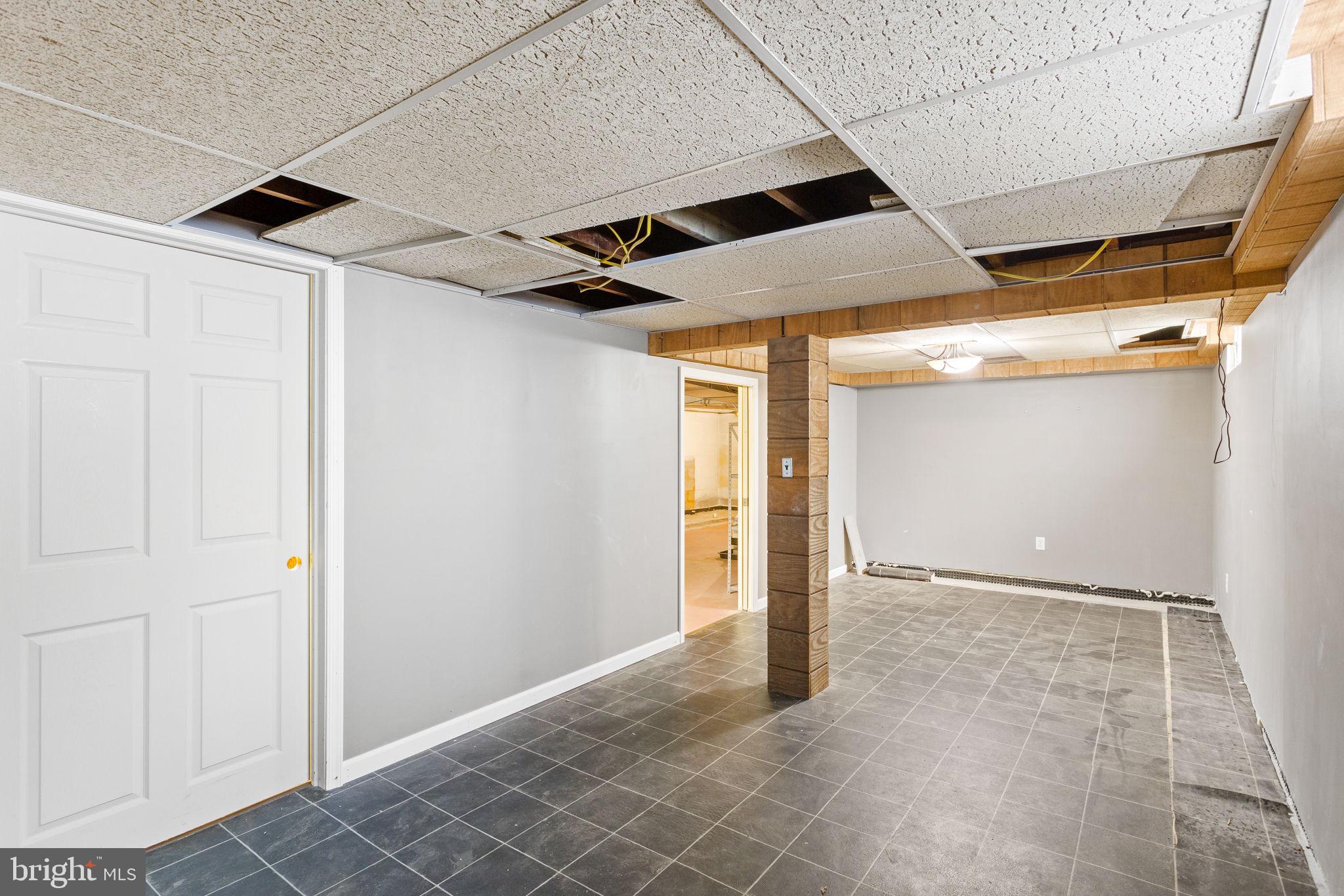 PALMDALE - Residential