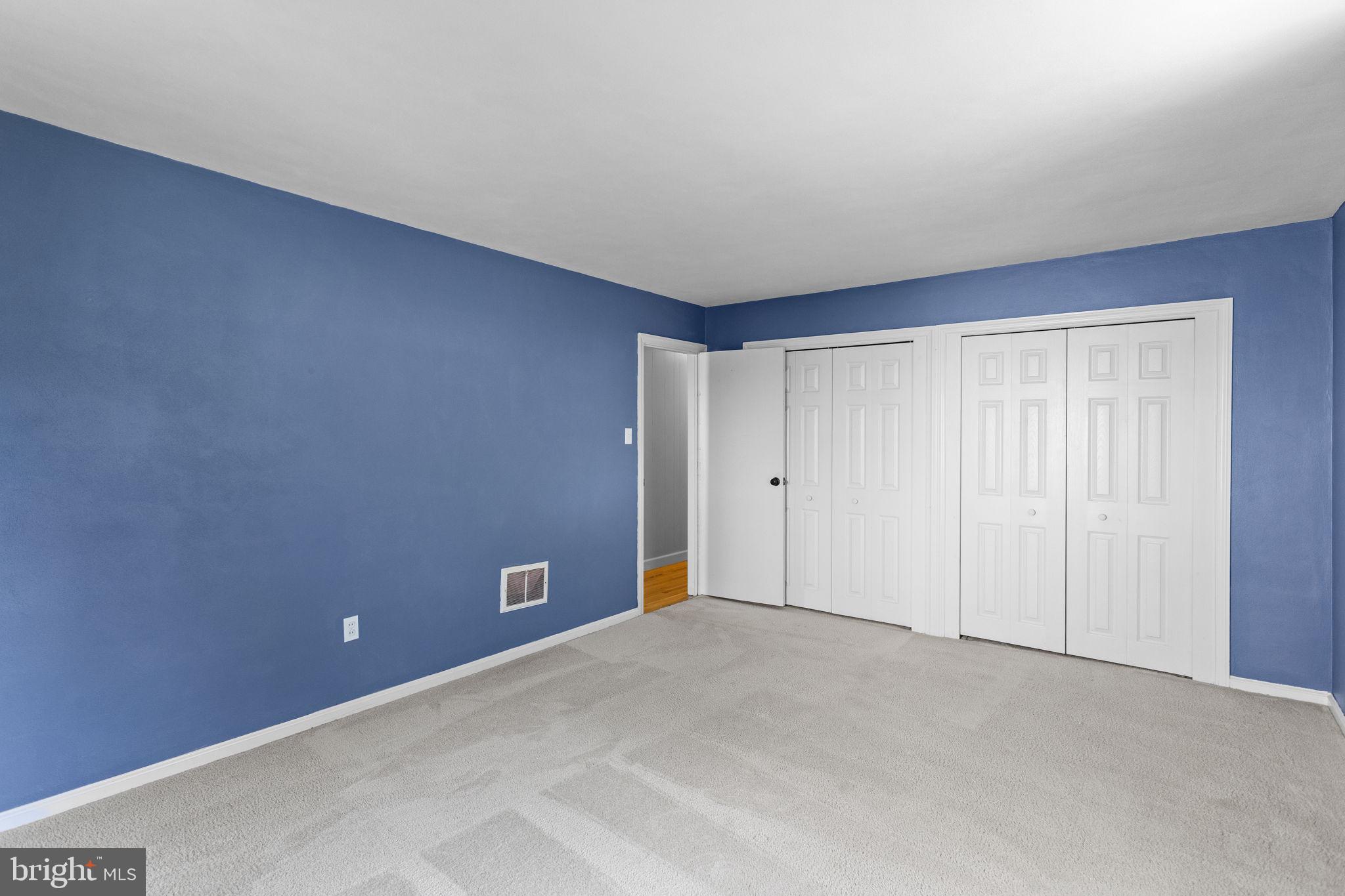 PALMDALE - Residential