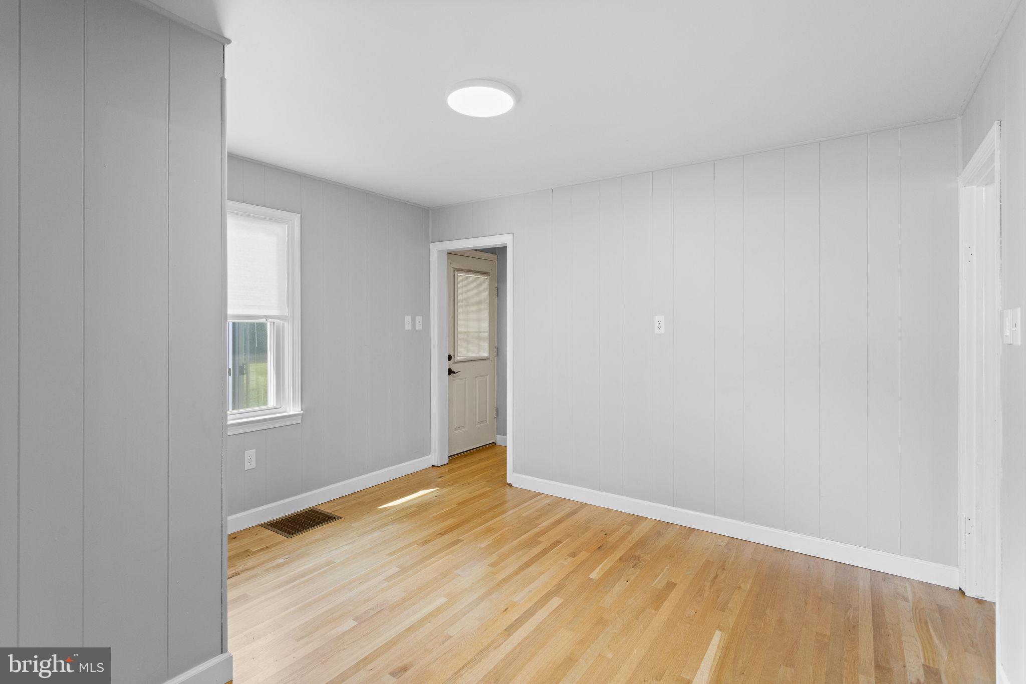 PALMDALE - Residential