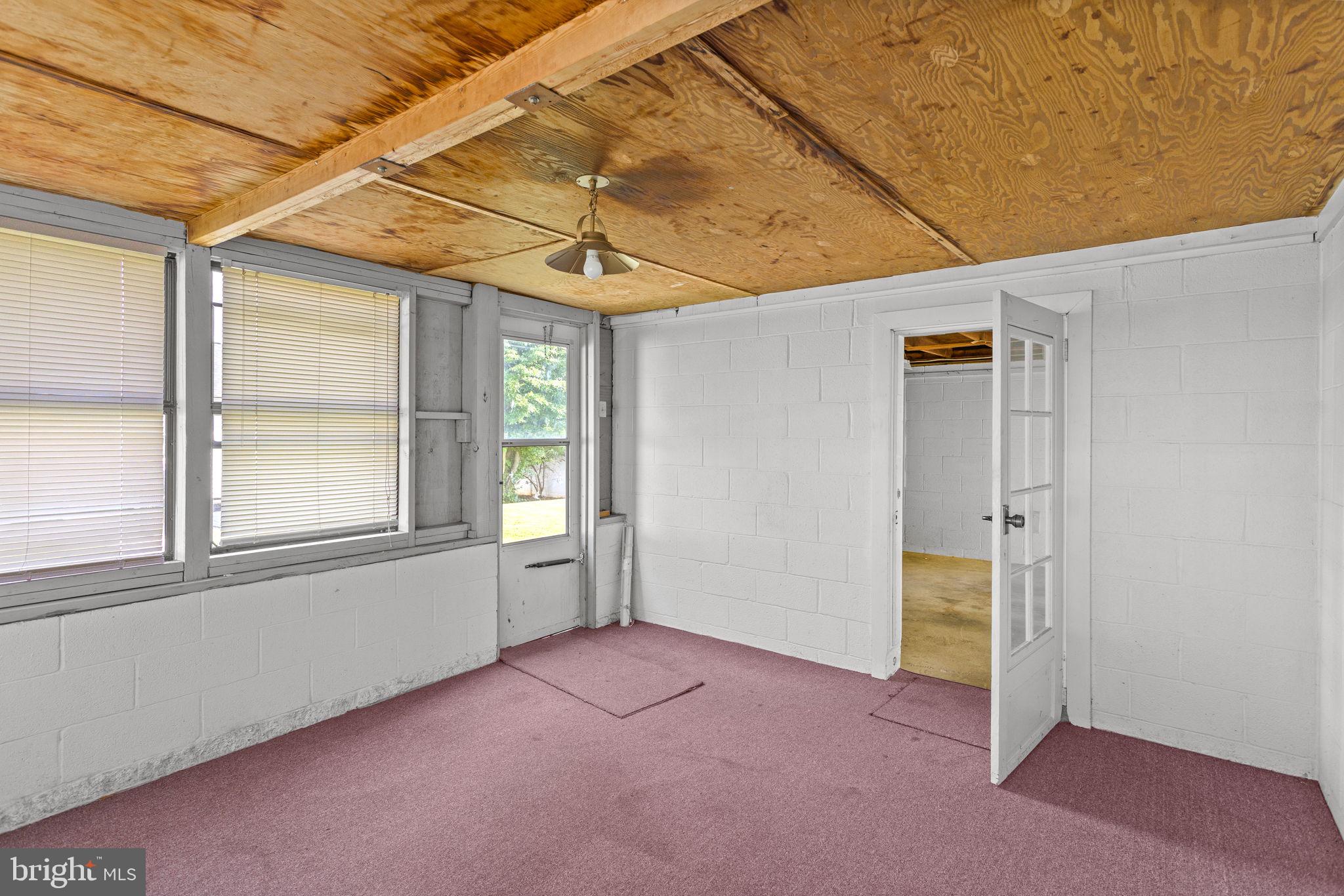 PALMDALE - Residential