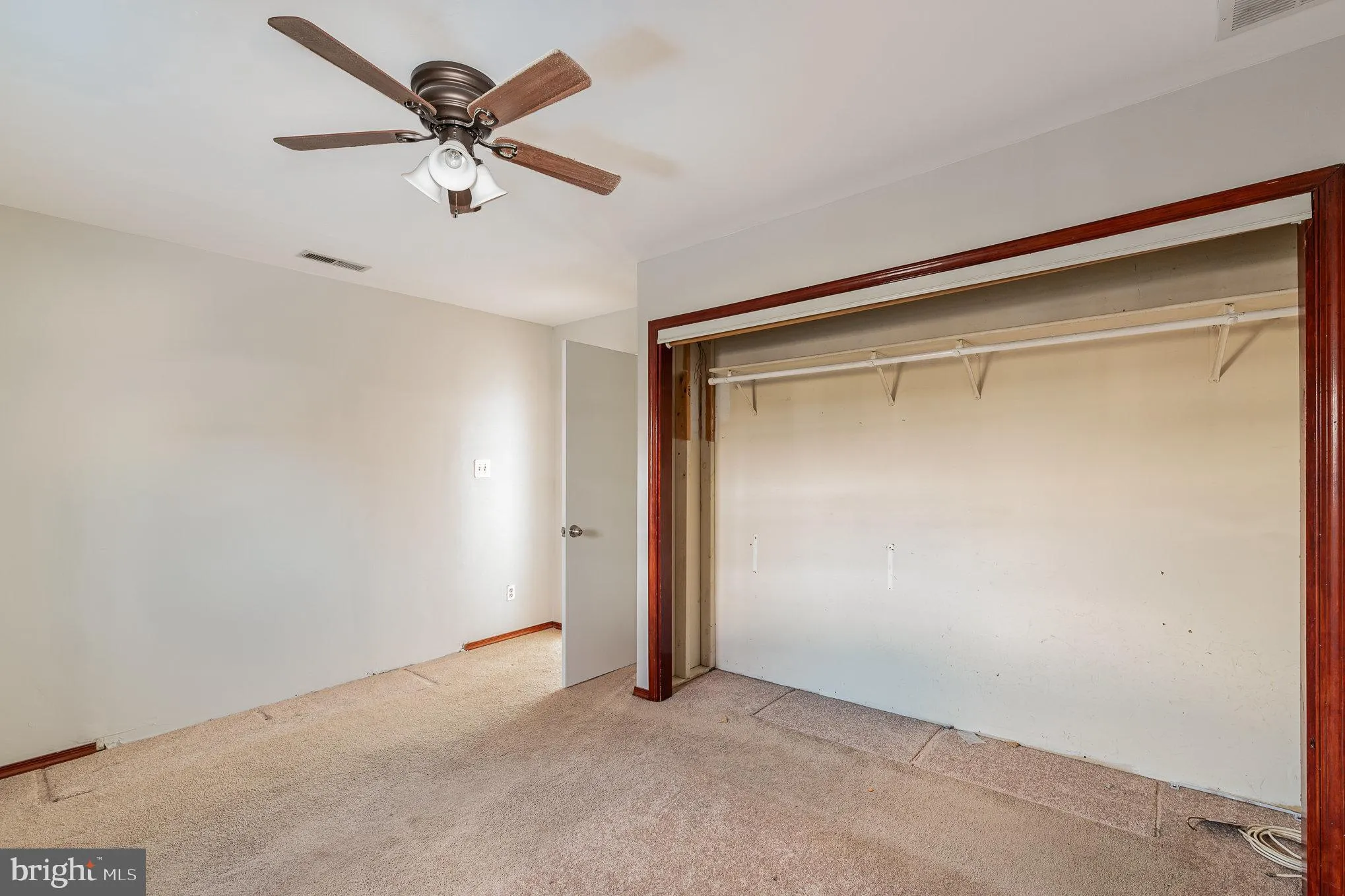 Middle River, Maryland 21220, United States, 3 Bedrooms Bedrooms, ,2 BathroomsBathrooms,Residential,Pending,31667