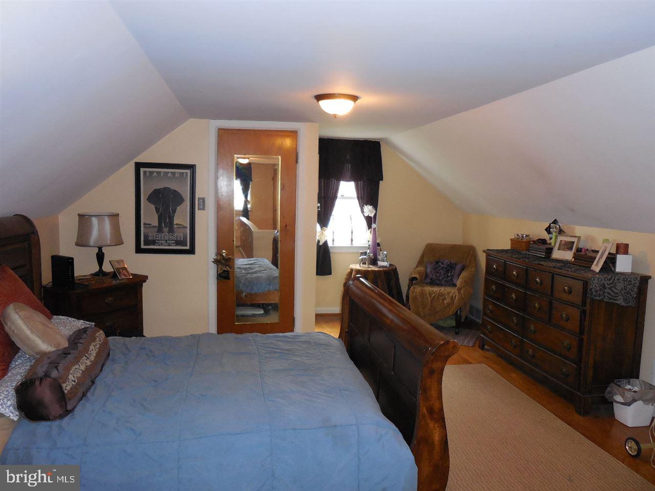 HILL-N-DALE/AVONDALE - Residential