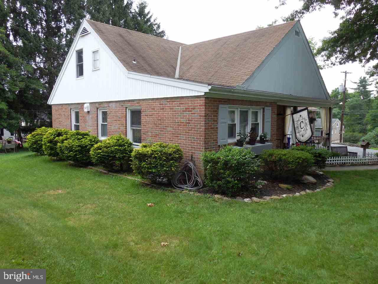 HILL-N-DALE/AVONDALE - Residential