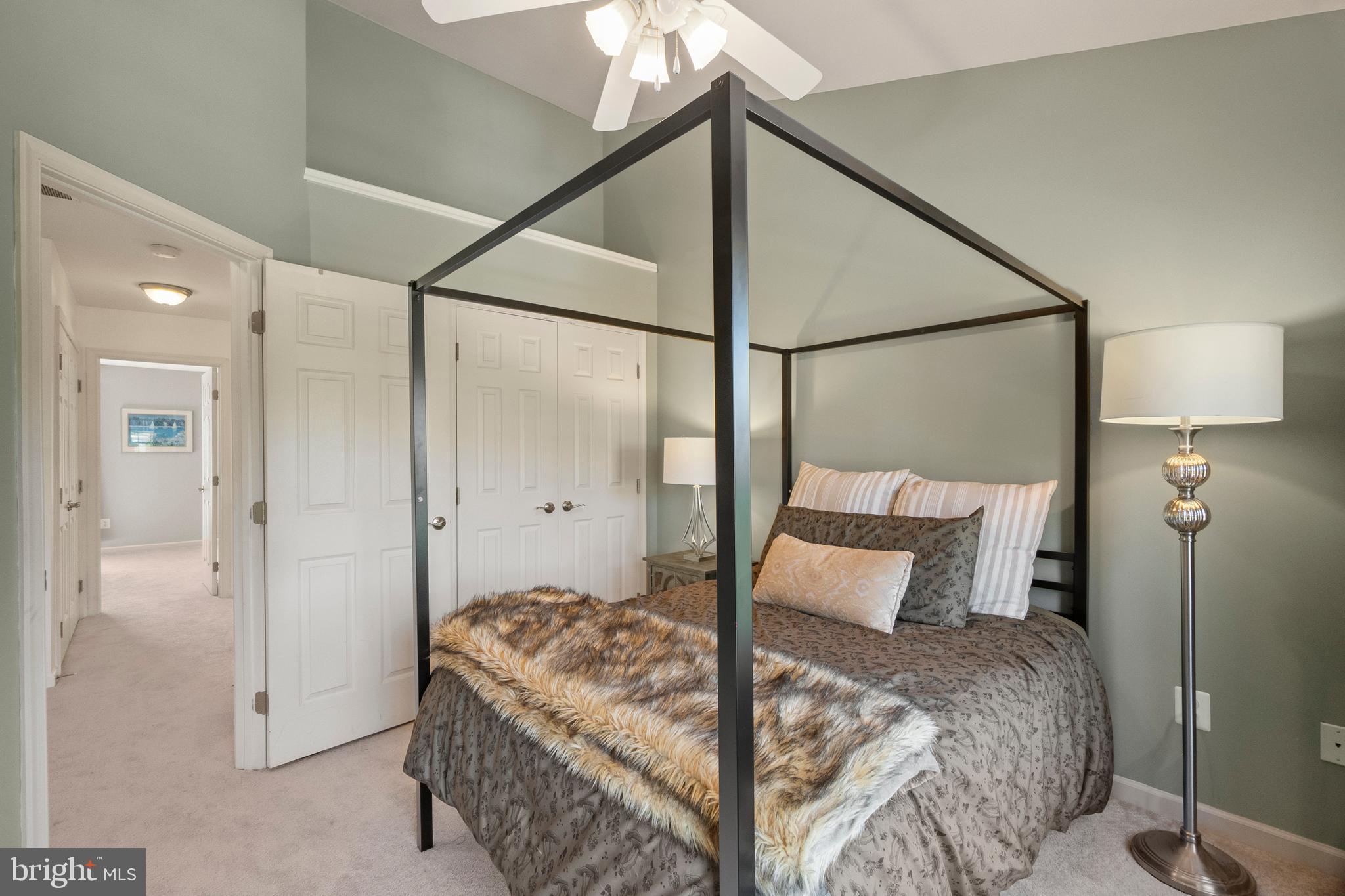 OVERLOOK - Residential