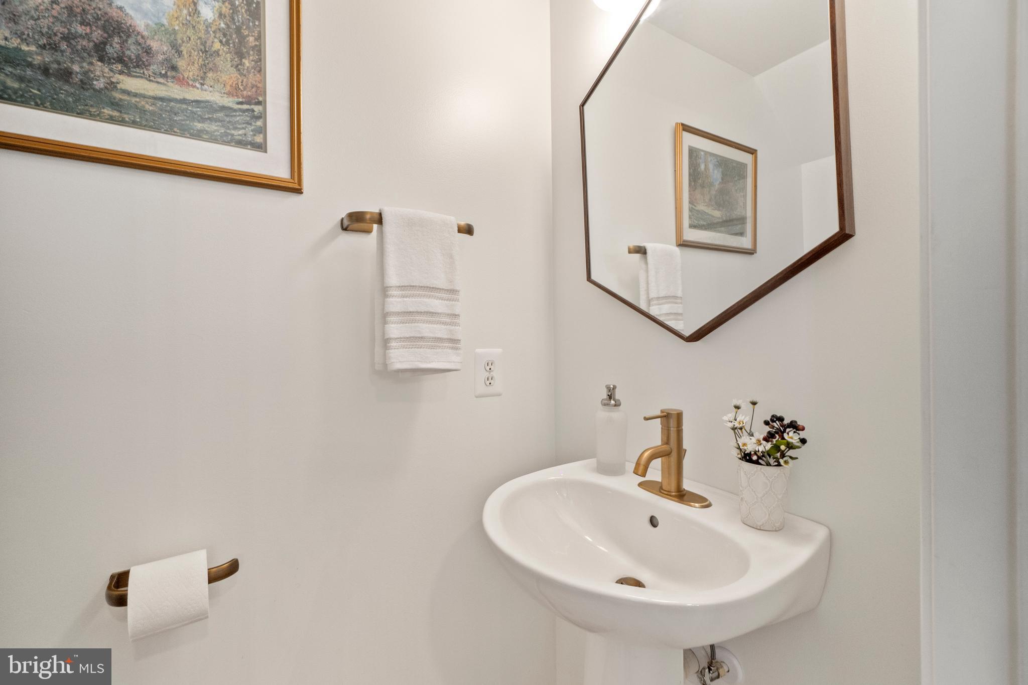 OVERLOOK - Residential