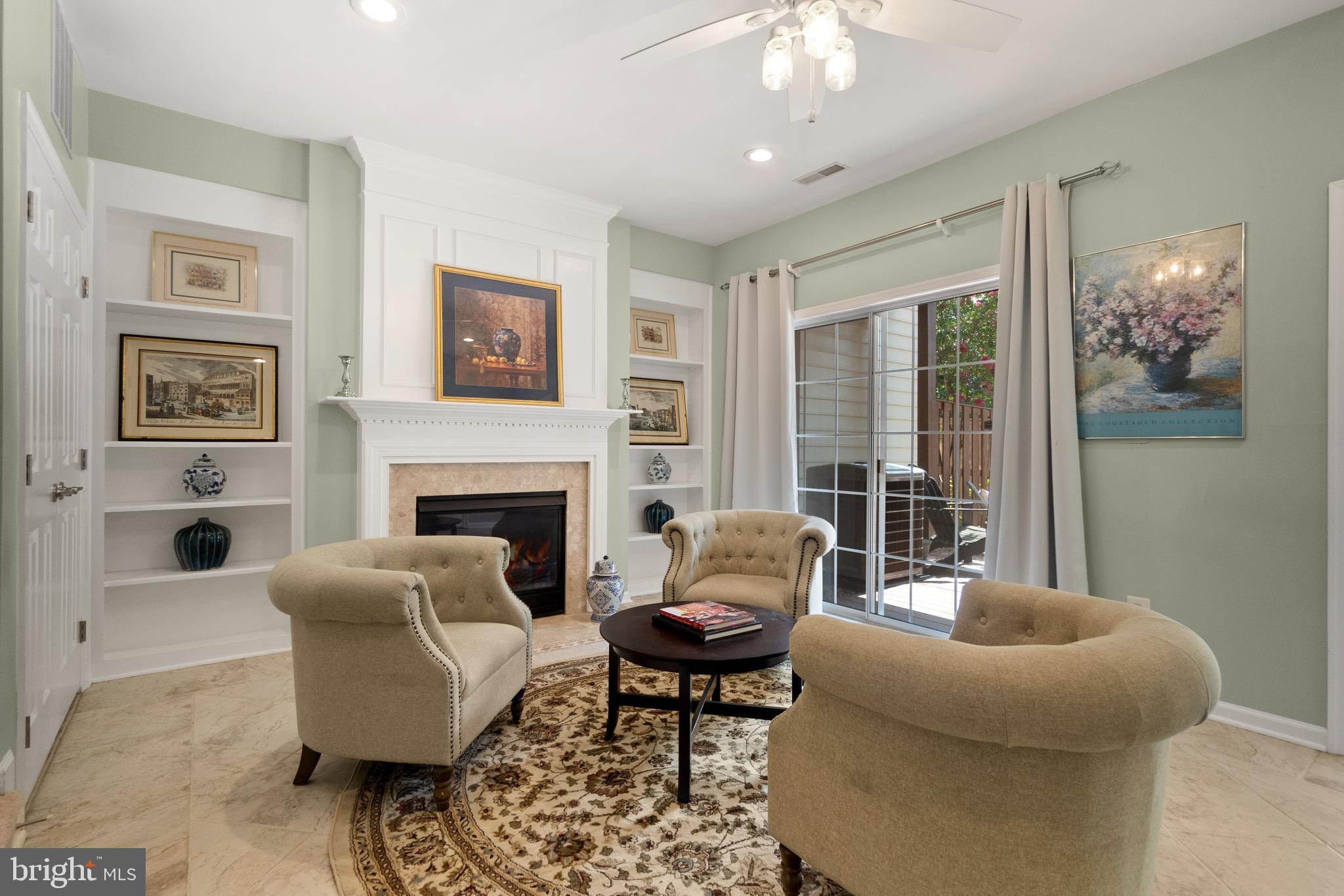 OVERLOOK - Residential