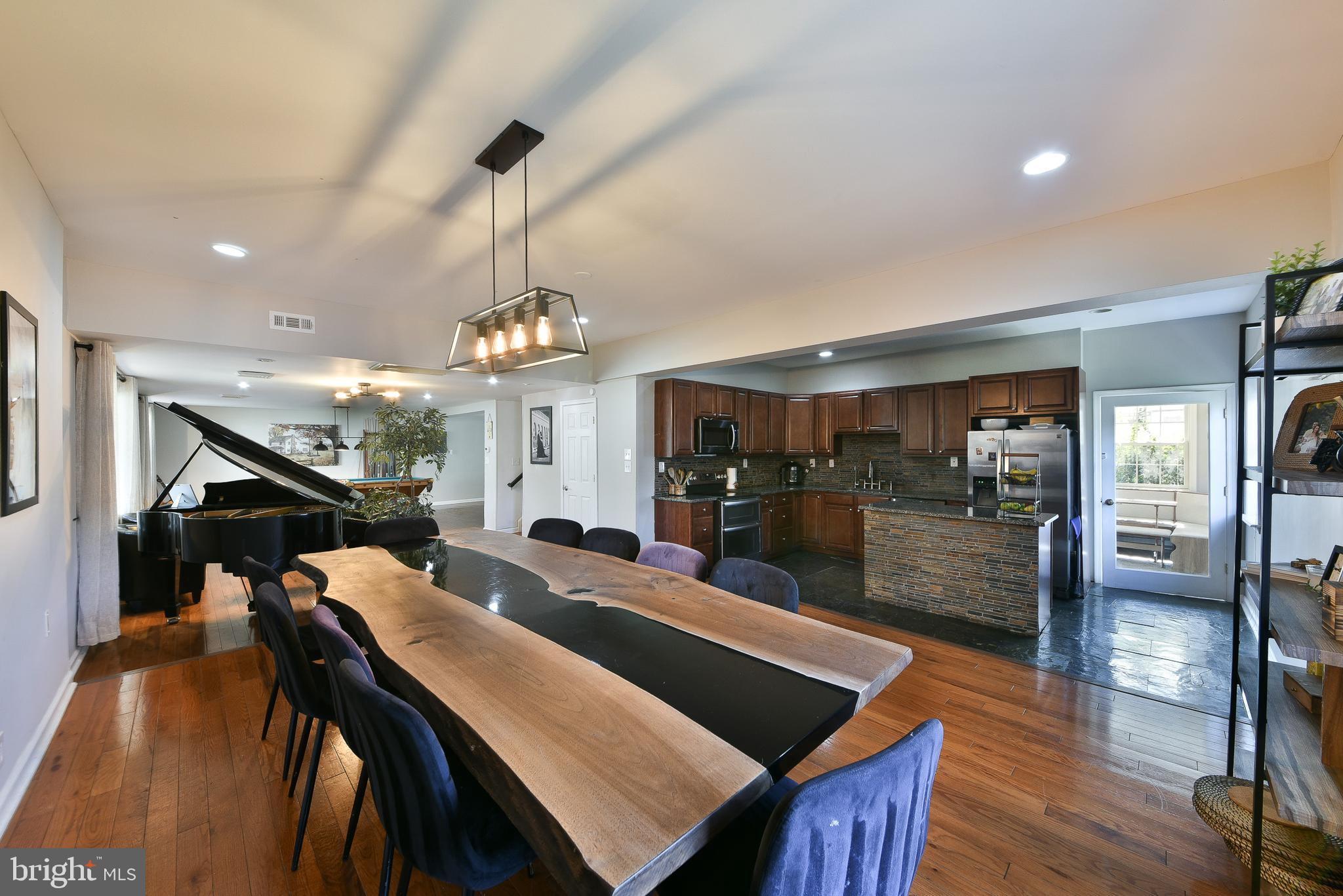 ELLERSIDE - Residential