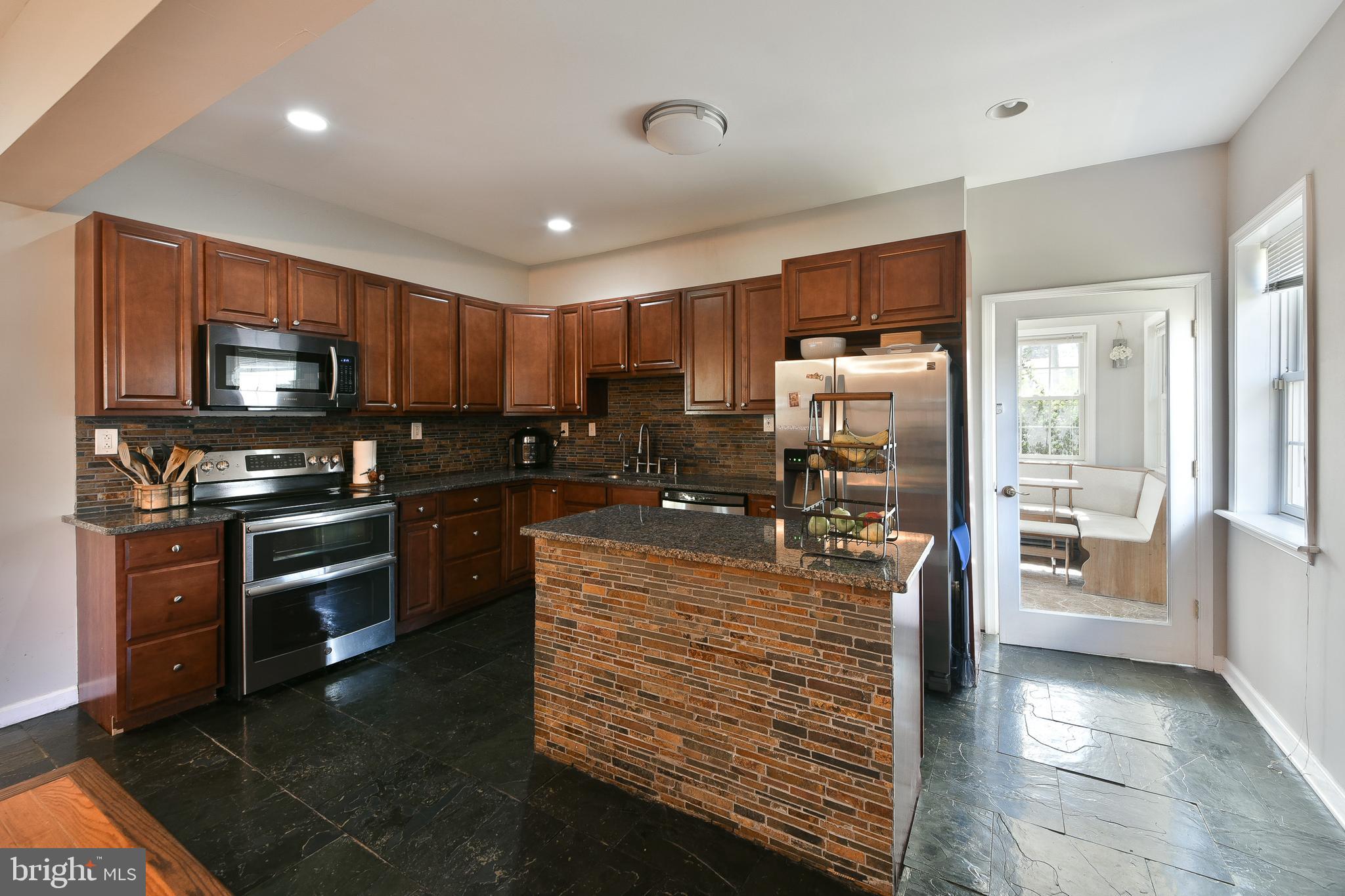 ELLERSIDE - Residential