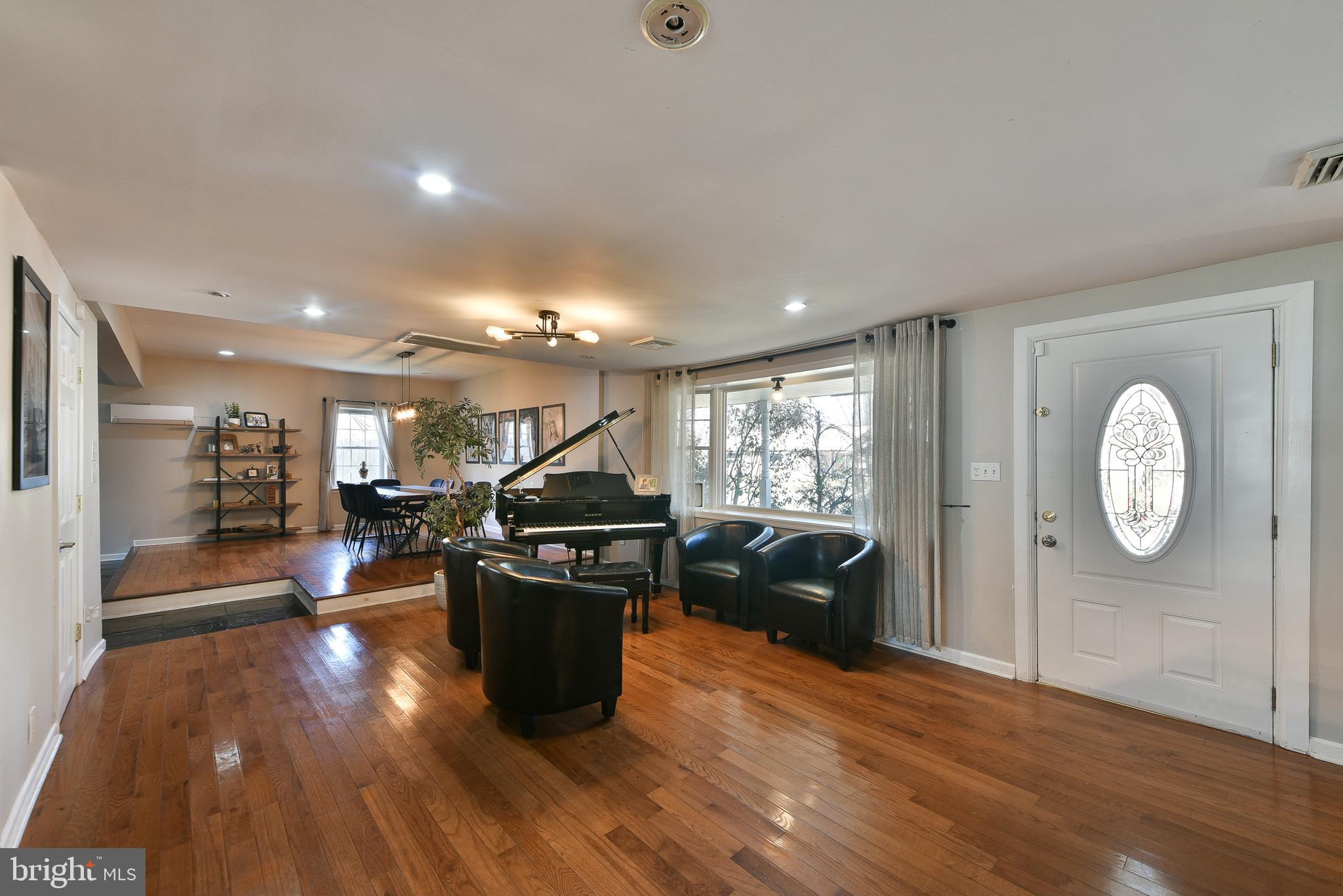 ELLERSIDE - Residential