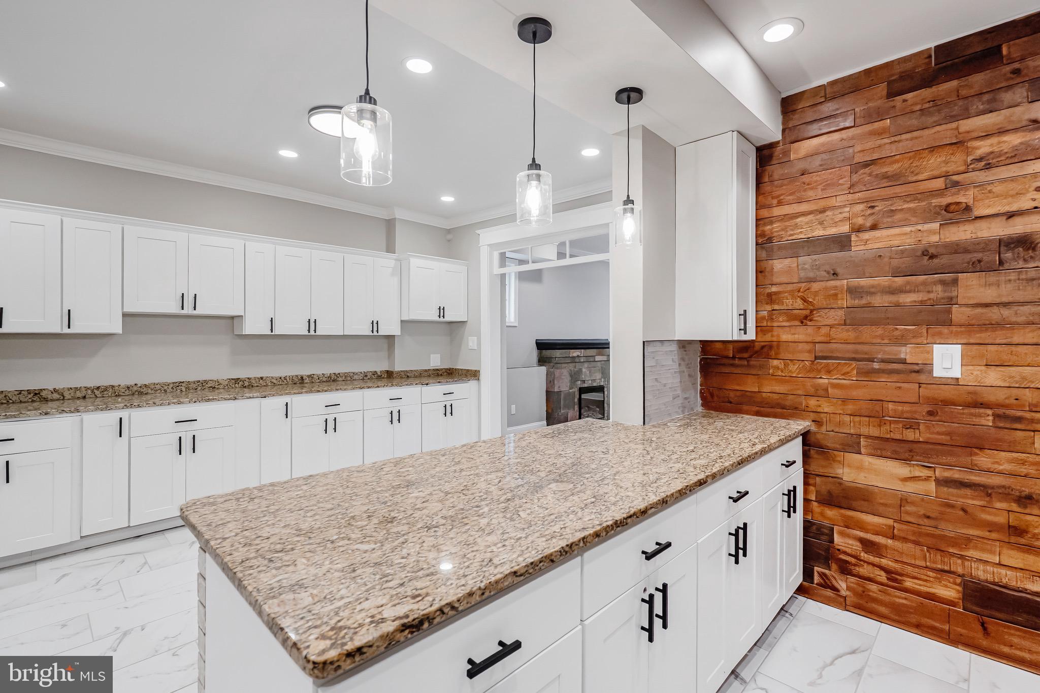 HOMEWOOD - Residential