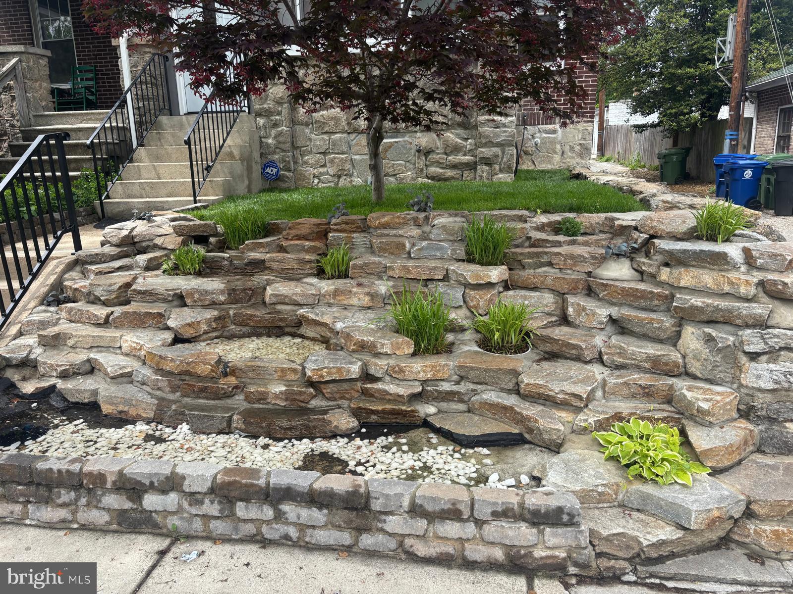 200 W 29TH STREET W
