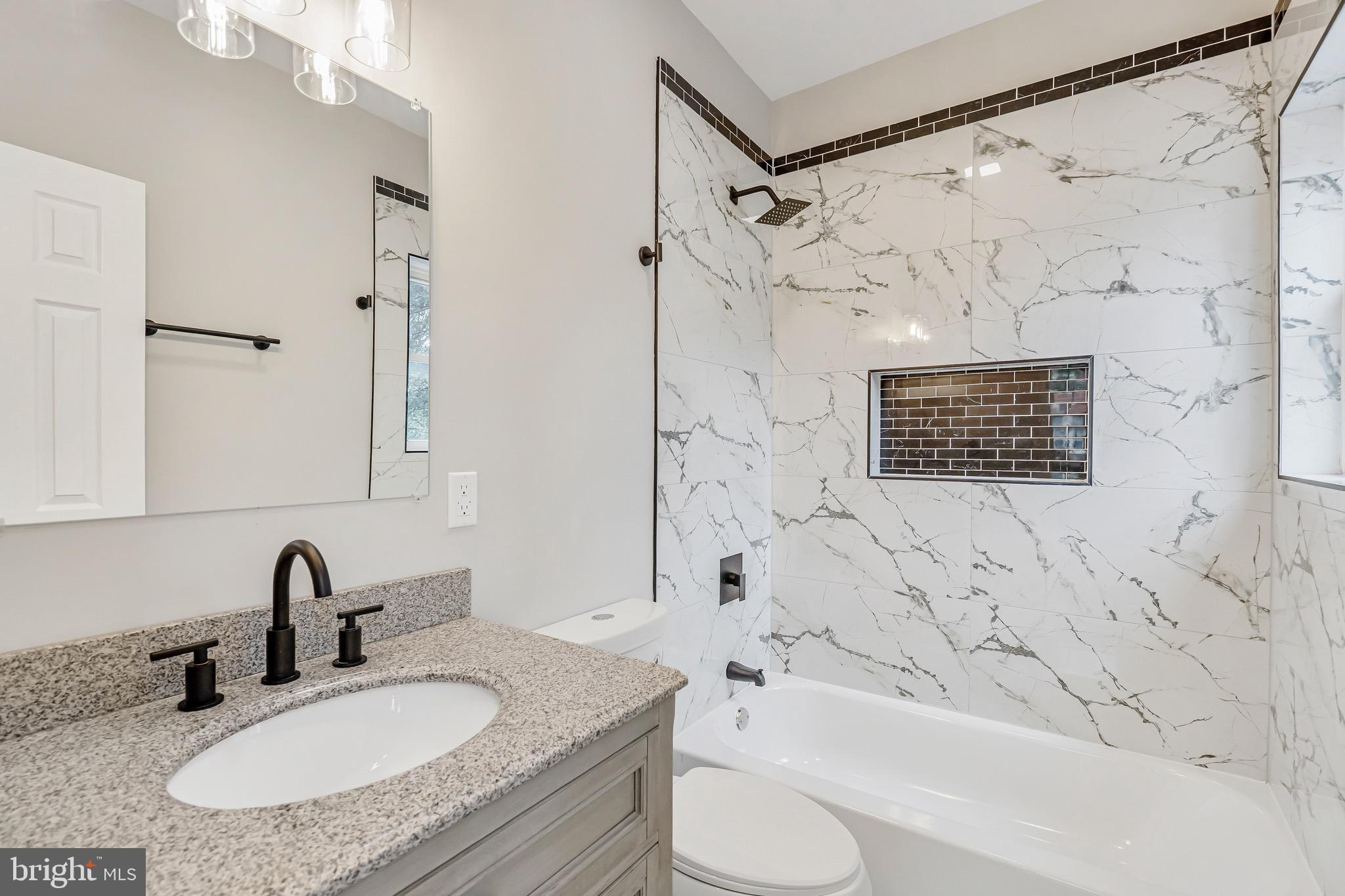 HOMEWOOD - Residential
